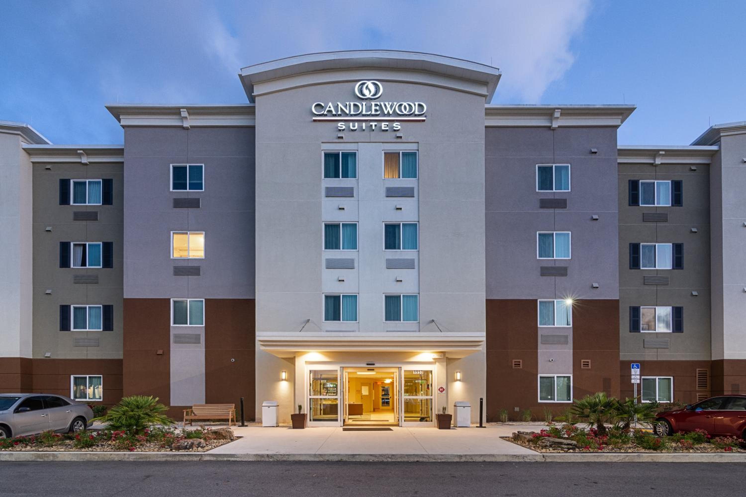 Candlewood Suites Pensacola - University Area by IHG, Pensacola