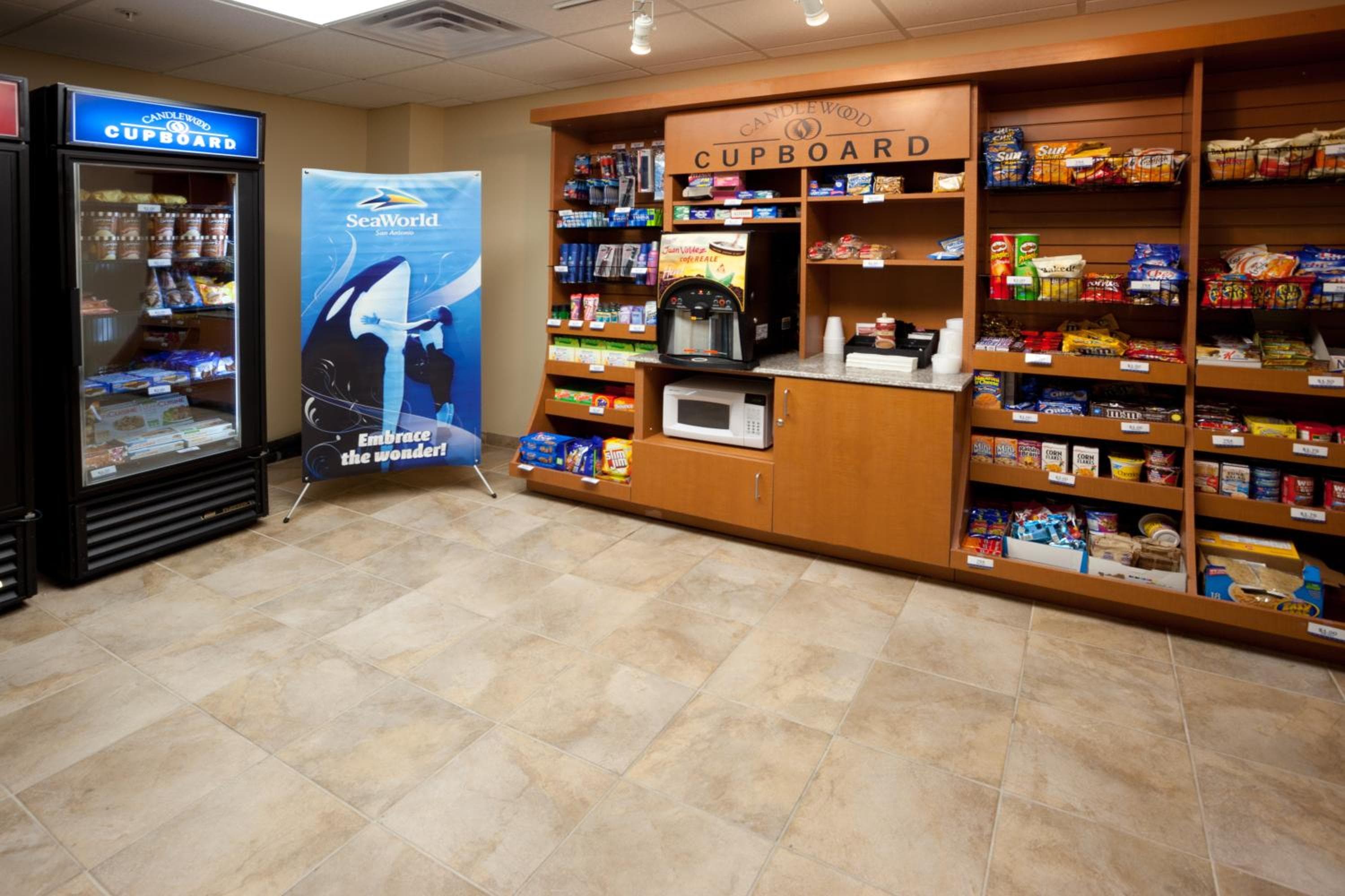 Candlewood Suites San Antonio NW Near SeaWorld by IHG, San Antonio, photo 6