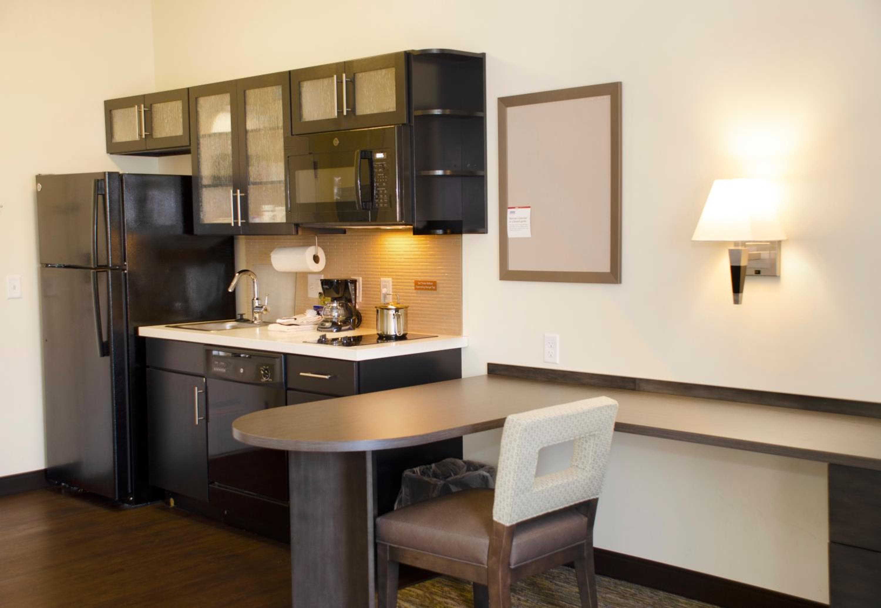 Candlewood Suites - Lancaster West by IHG, Lancaster, photo 2