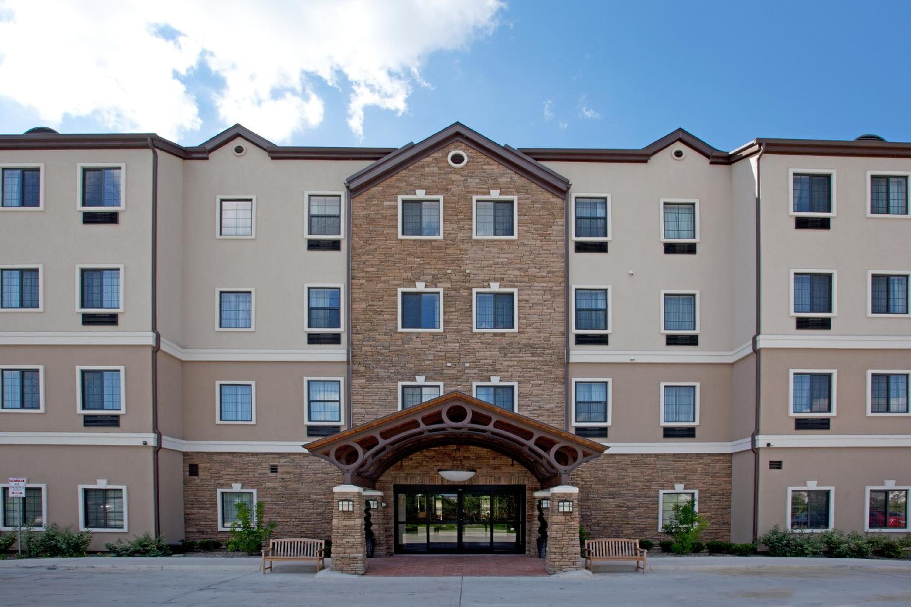 Staybridge Suites San Antonio Sea World by IHG, San Antonio