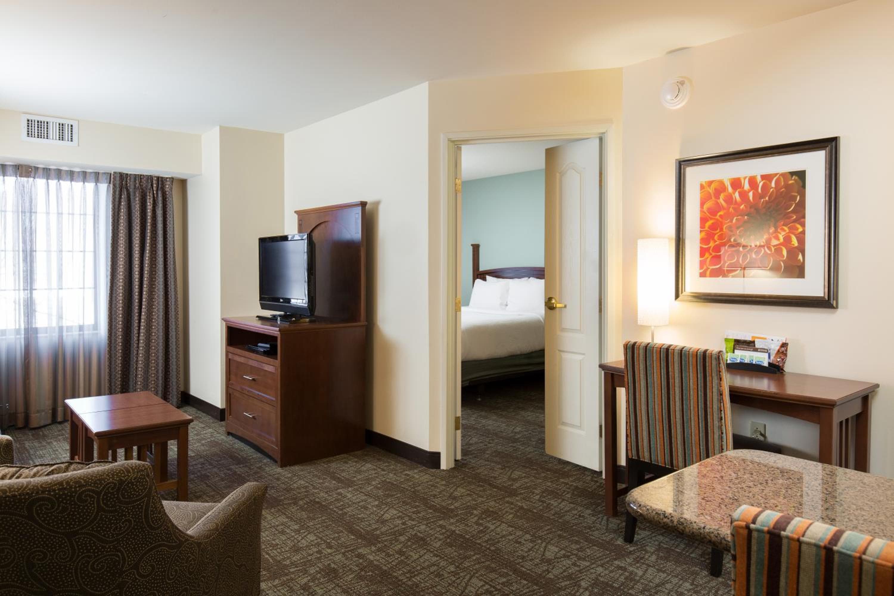 Staybridge Suites Toledo/Maumee by IHG, Maumee, photo 4
