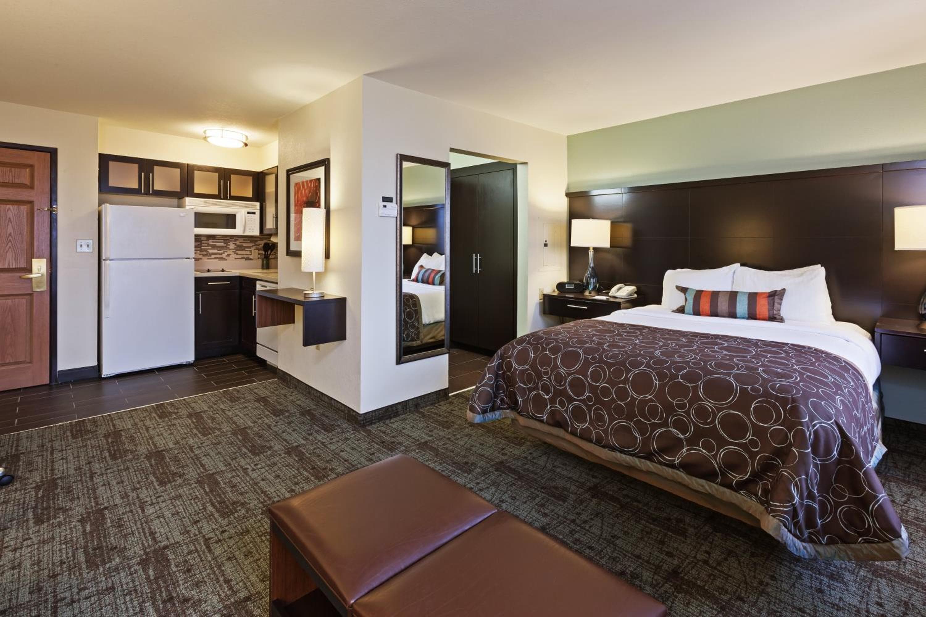 Staybridge Suites Tulsa-Woodland Hills by IHG, Tulsa, photo 3