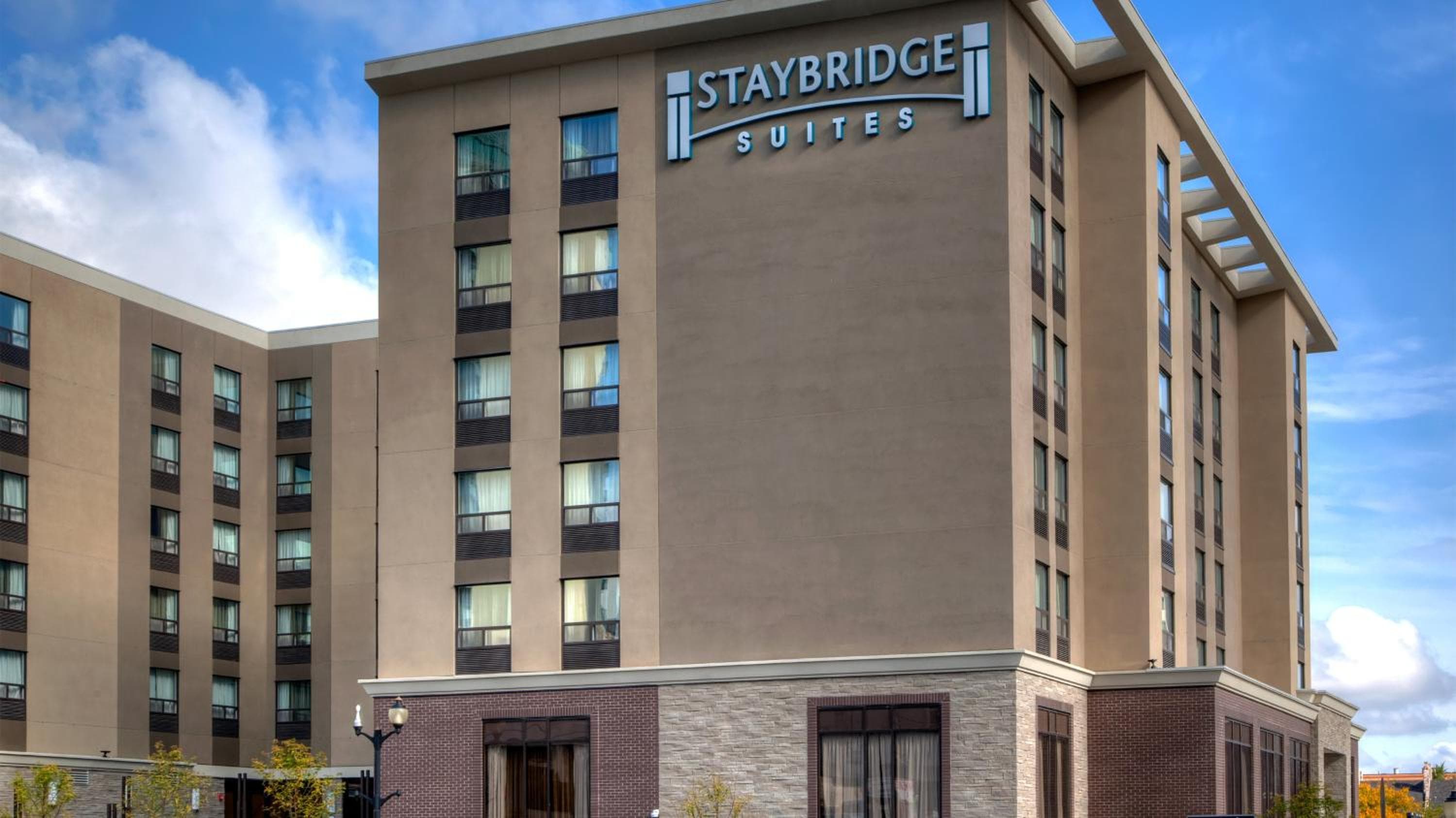 Staybridge Suites Hamilton - Downtown by IHG, Hamilton