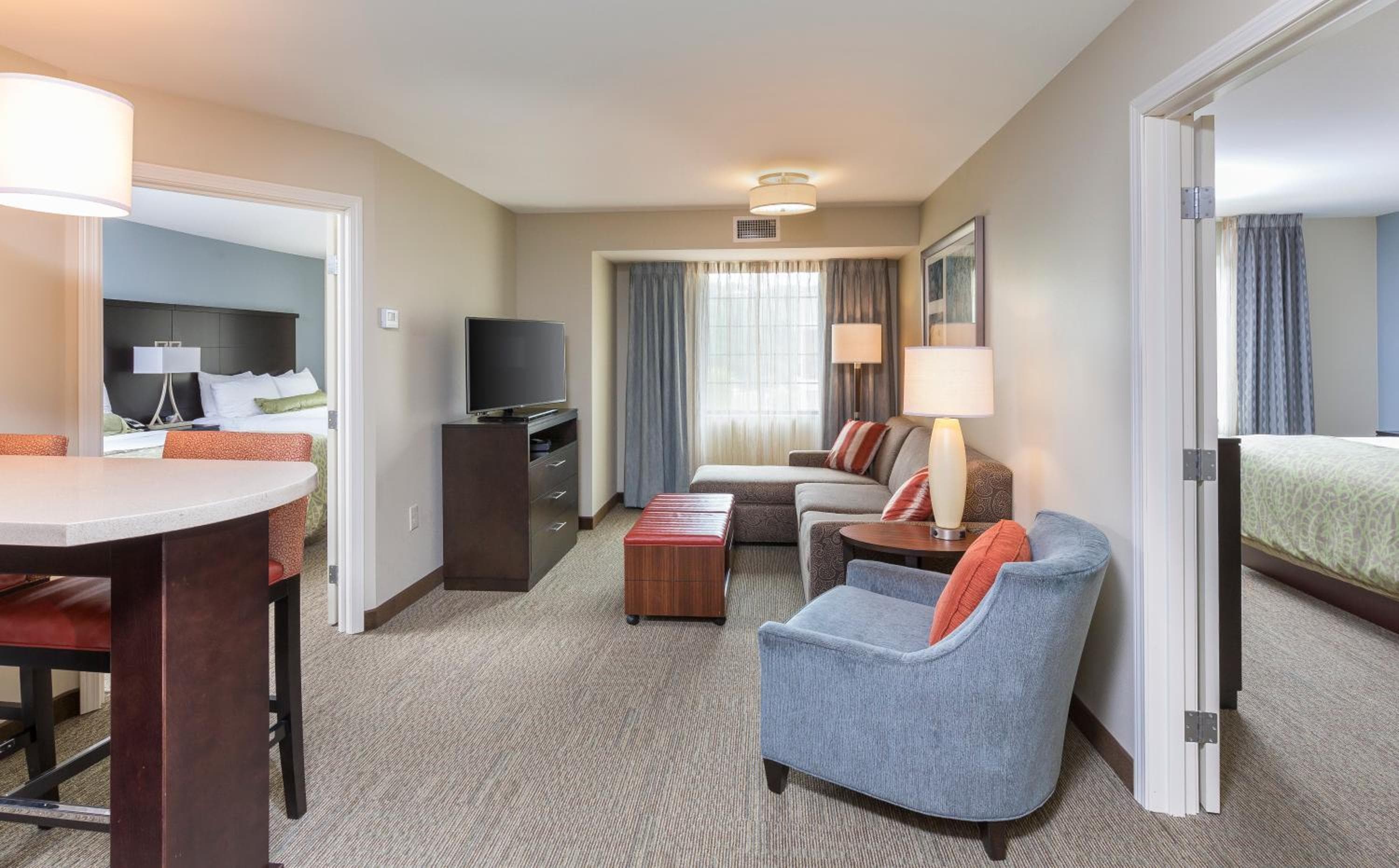 Staybridge Suites Canton by IHG, photo 2