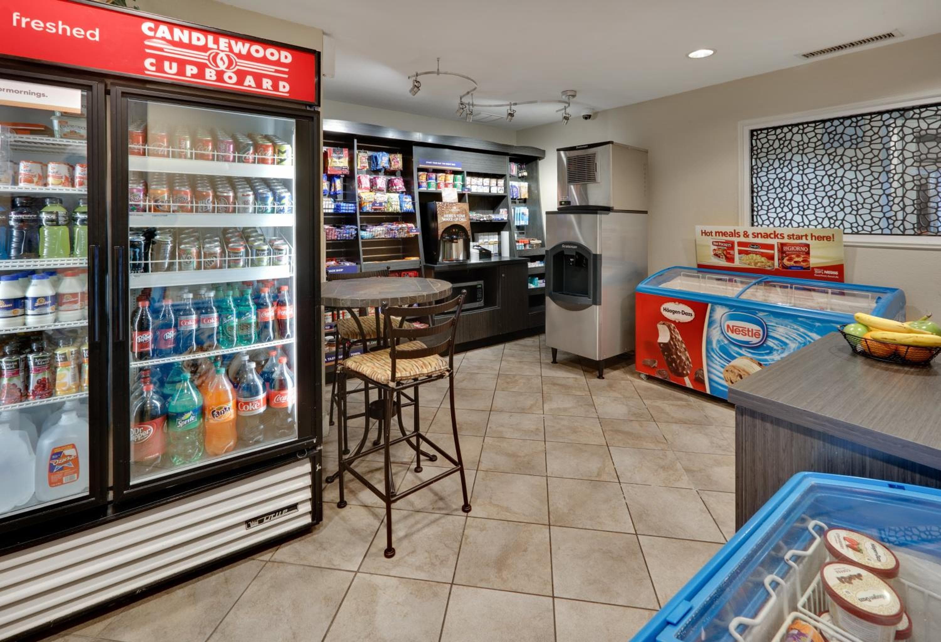 Candlewood Suites Dallas Market Center-Love Field by IHG, Dallas, photo 4