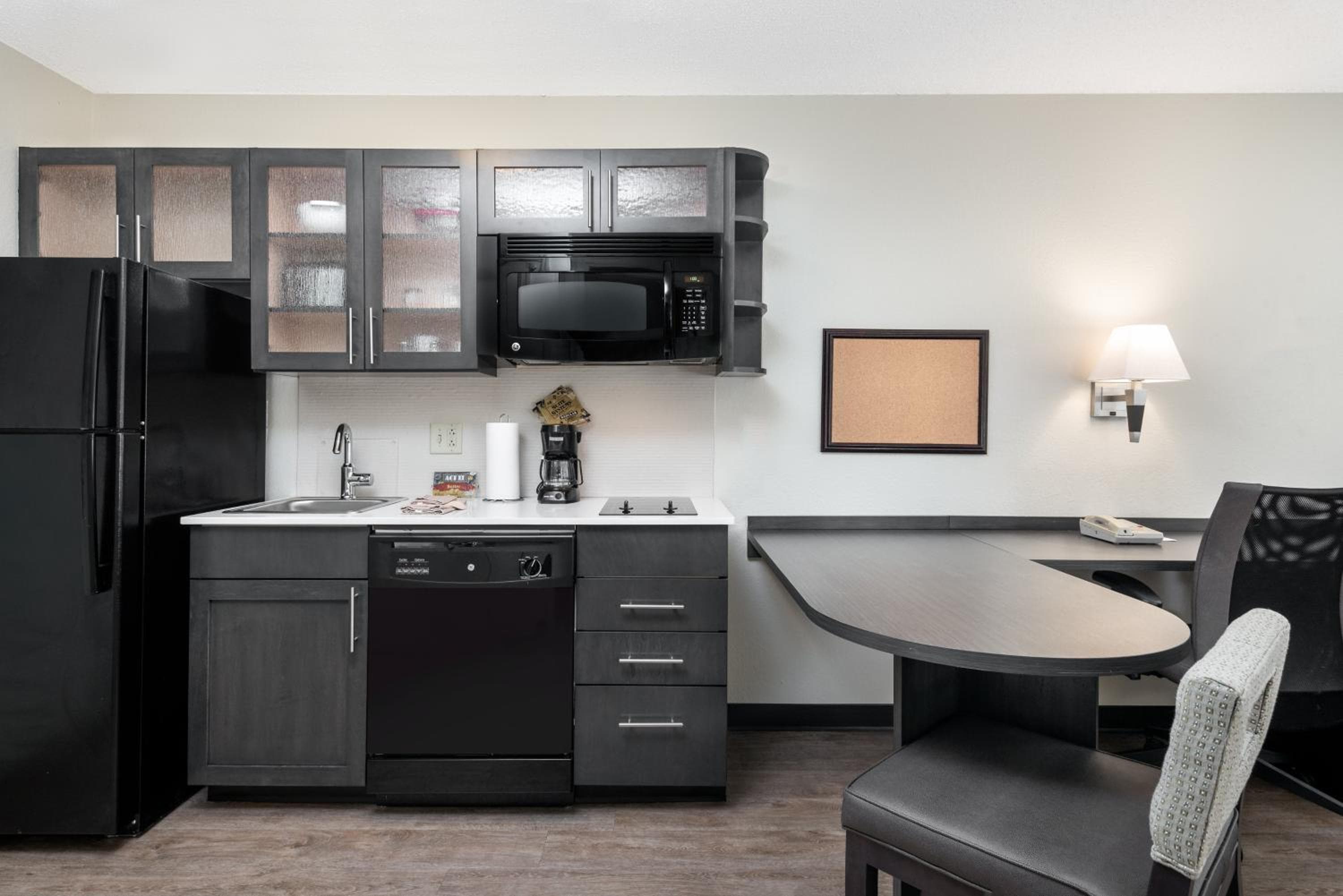 Candlewood Suites Durham - RTP by IHG, Durham, photo 6