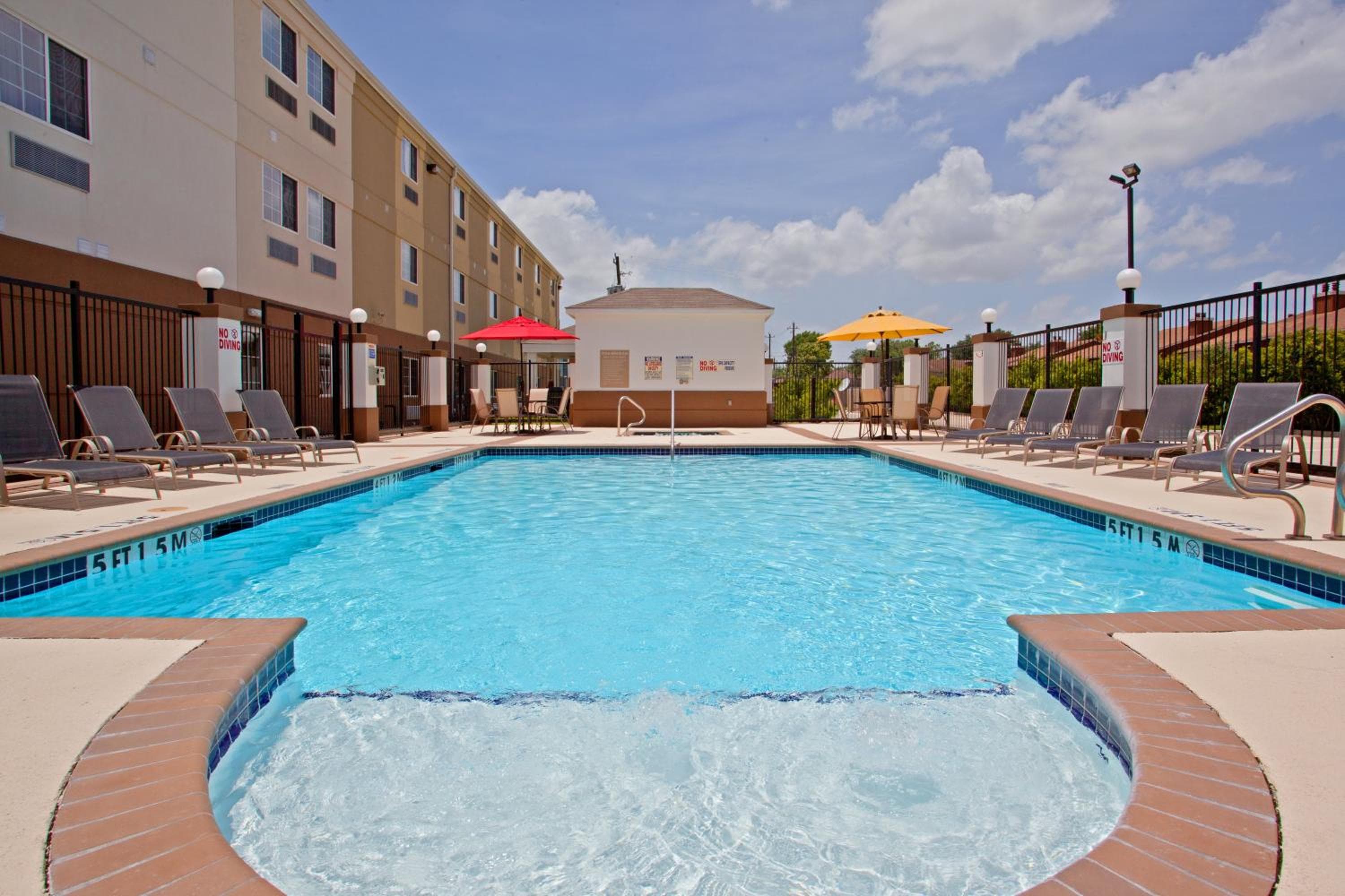 Candlewood Suites Houston Westchase - Westheimer by IHG, Houston, photo 4