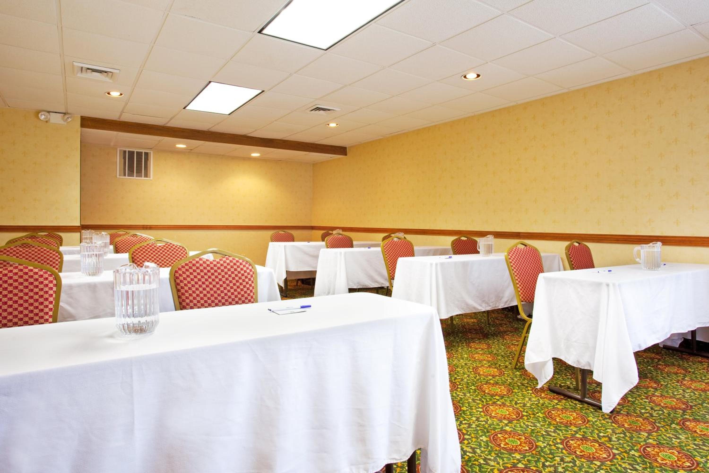 Candlewood Suites Grand Rapids Airport by IHG, Grand Rapids, photo 6