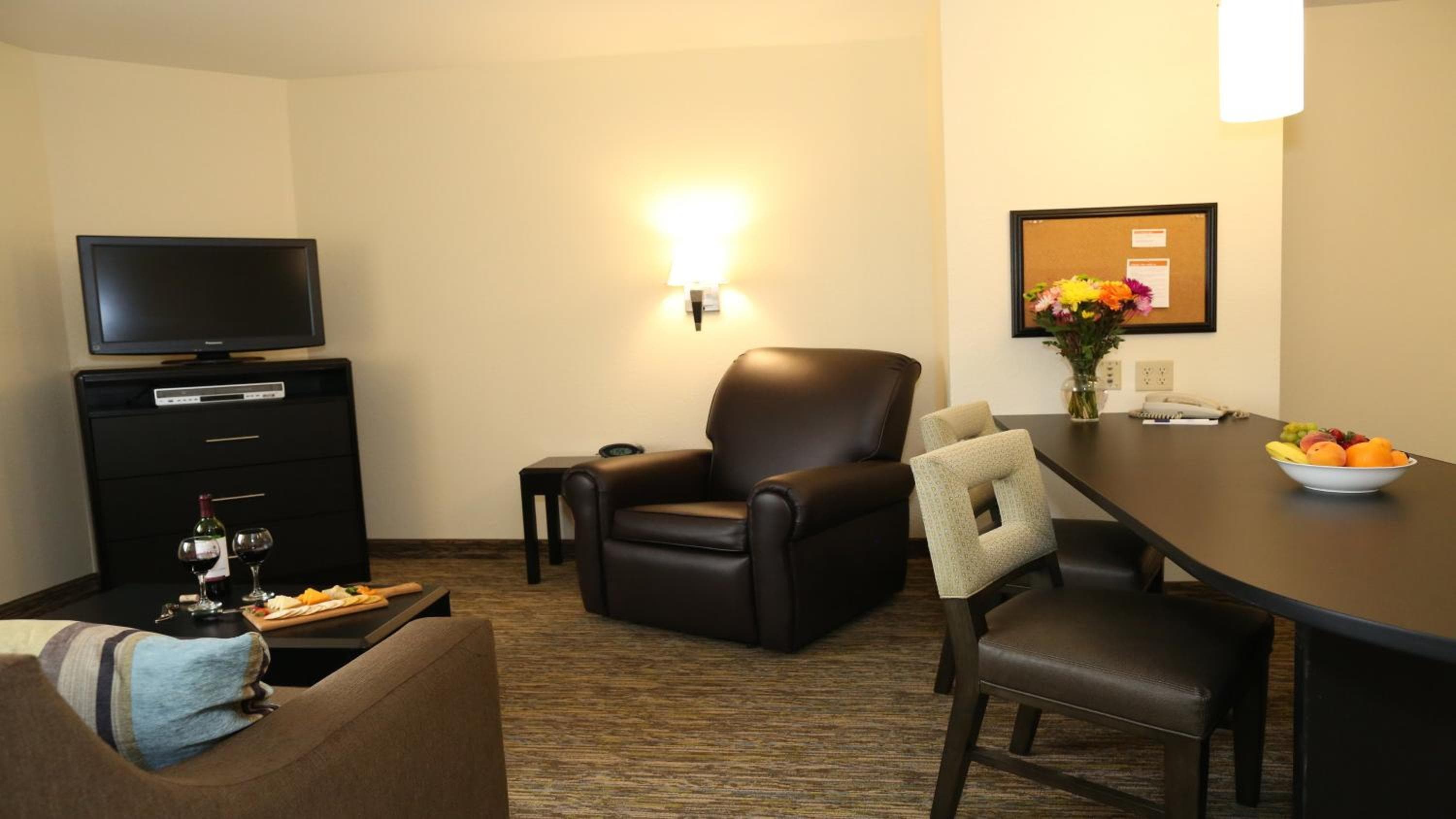 Candlewood Suites East Lansing by IHG, Lansing, photo 6
