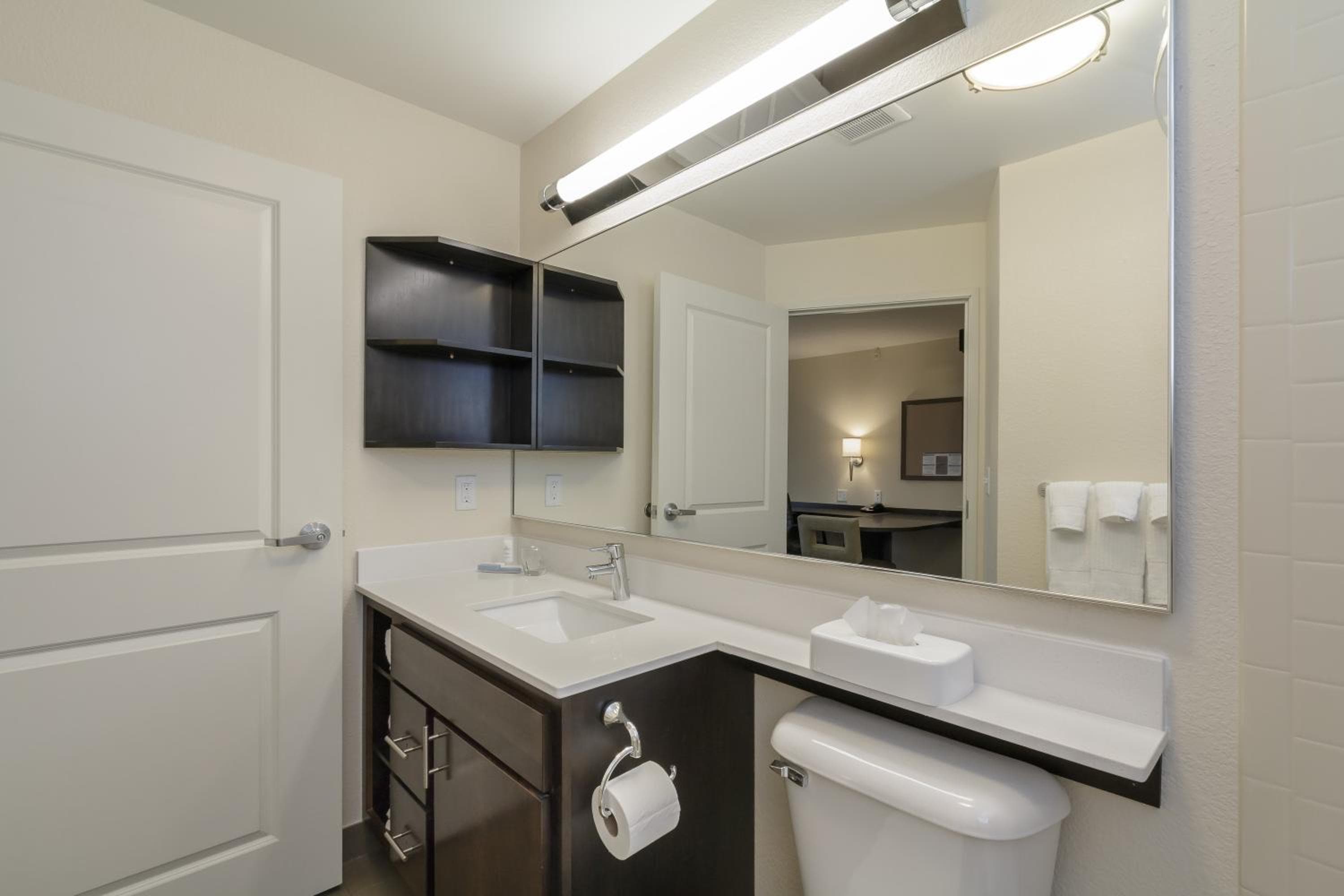 Candlewood Suites Mishawaka by IHG, Mishawaka, photo 5