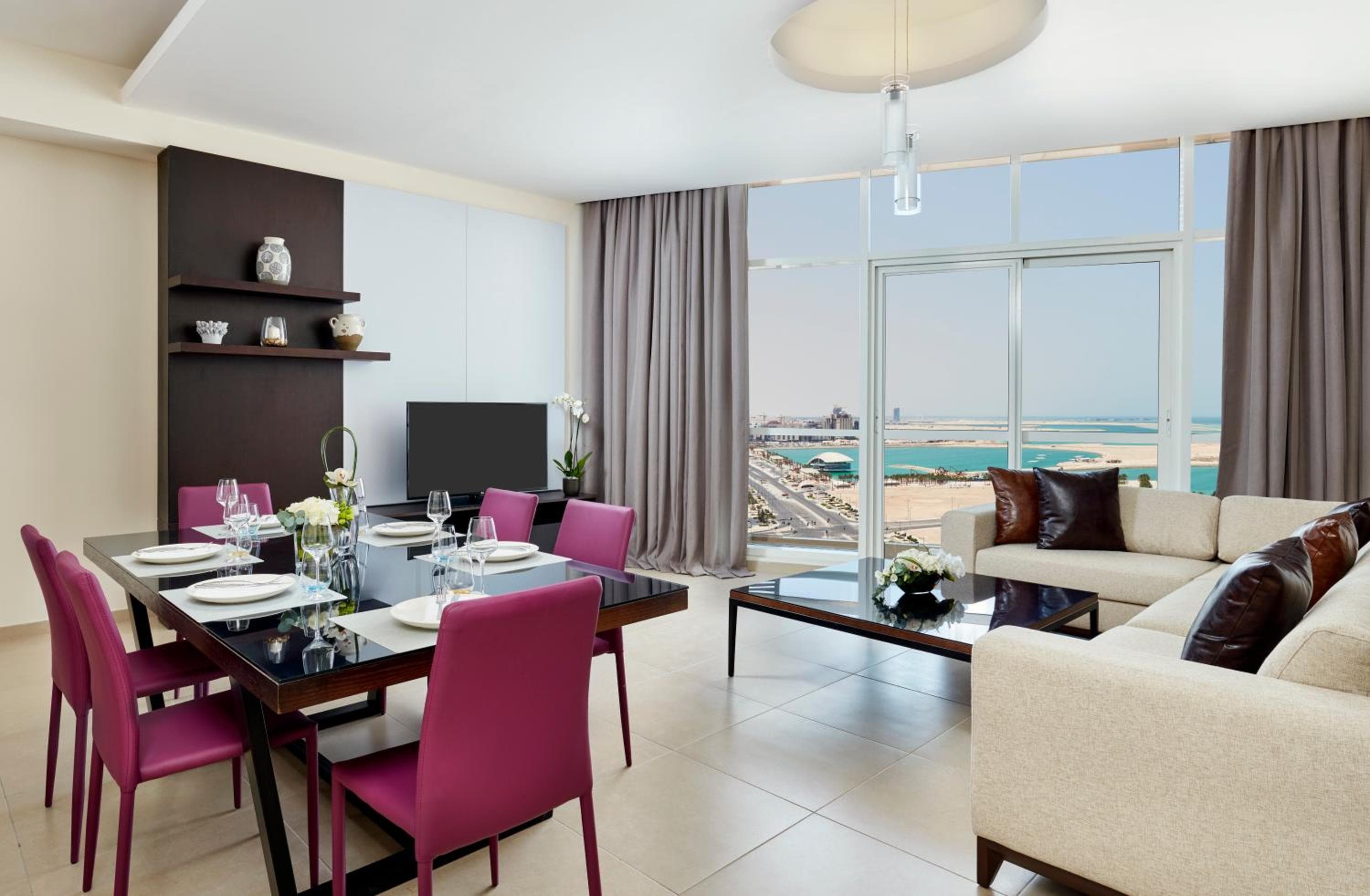 Staybridge Suites - Doha Lusail by IHG, Doha, photo 2