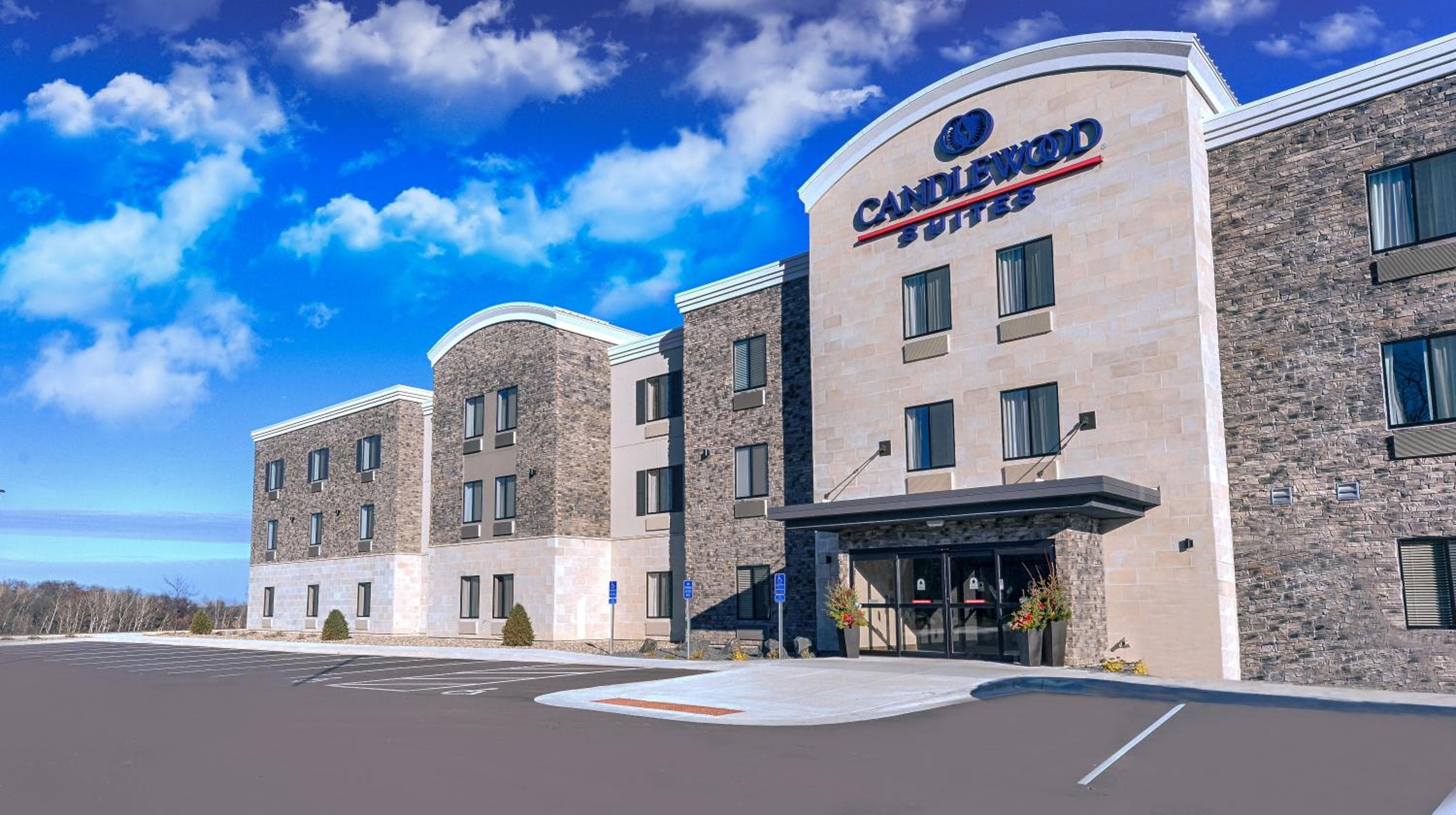 Candlewood Suites Lakeville I-35 by IHG, Lakeville
