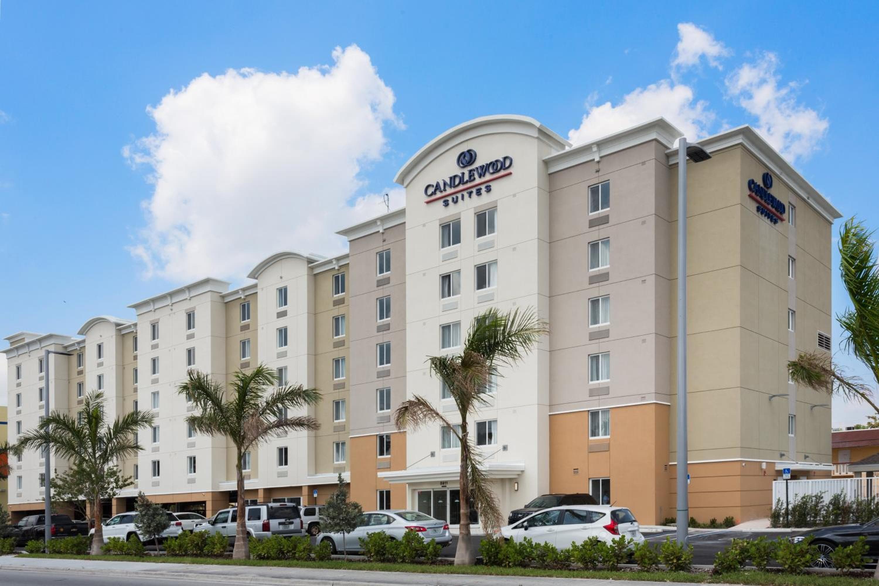 Candlewood Suites Miami Intl Airport - 36th St by IHG, Miami