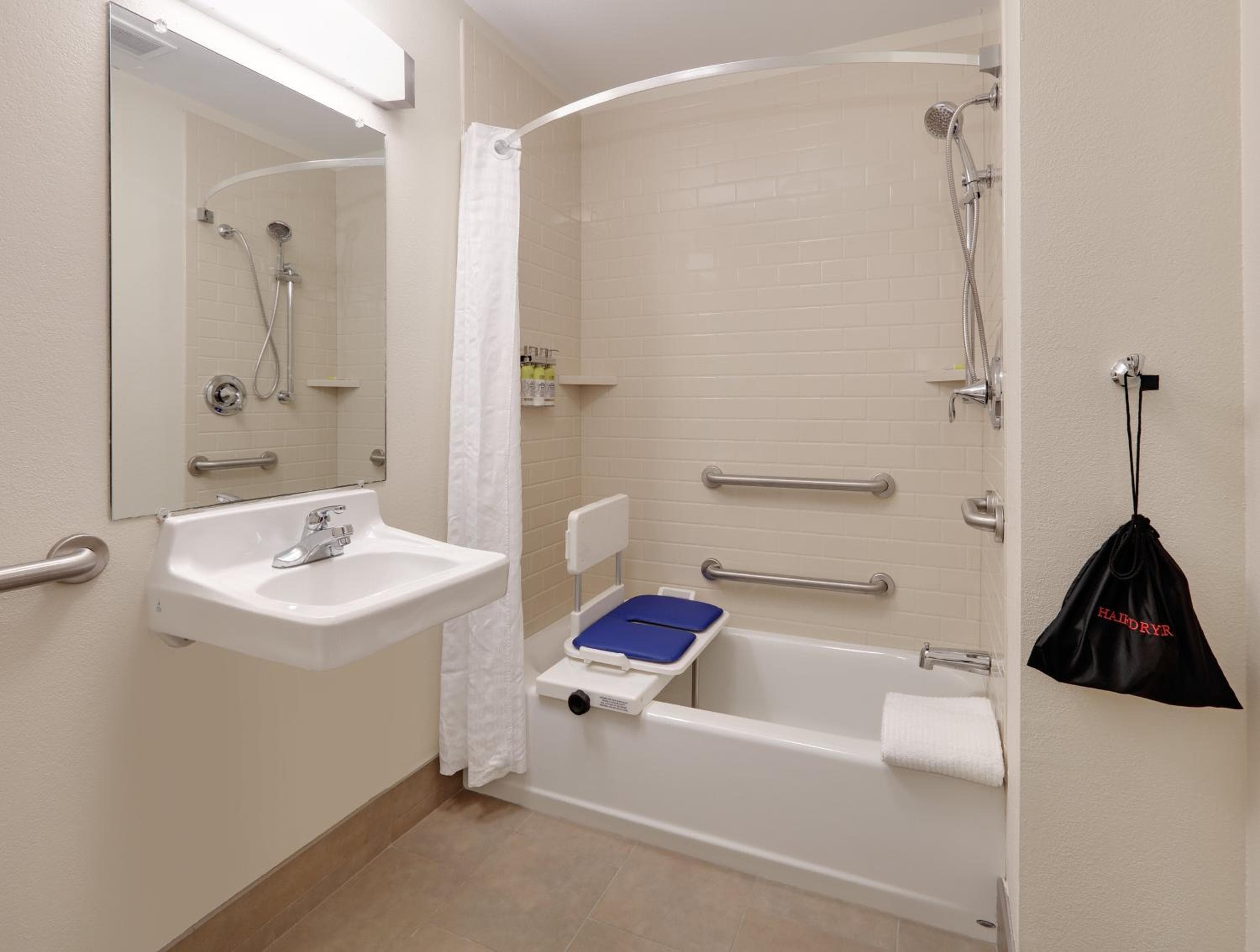 Candlewood Suites Salina by IHG, Salina