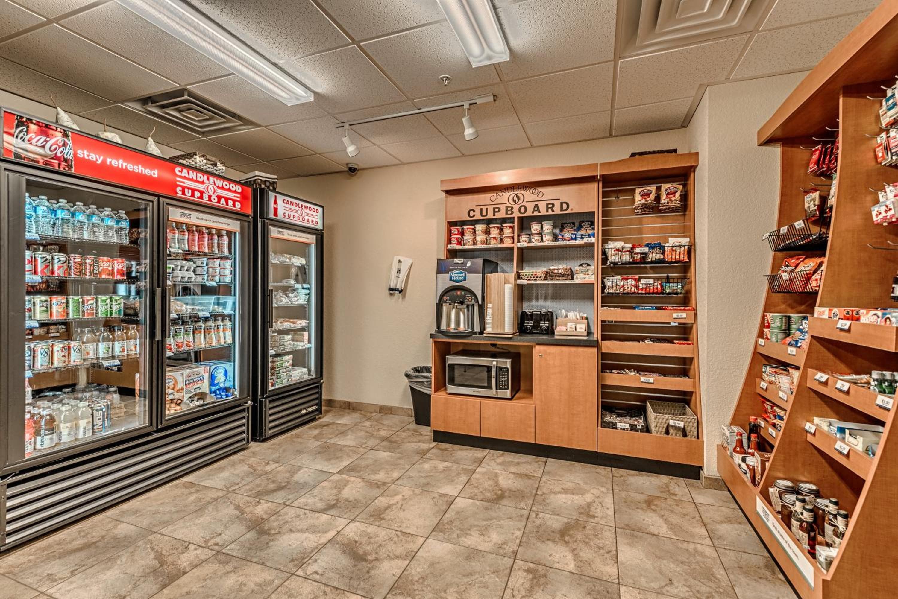 Candlewood Suites Burlington by IHG, photo 2