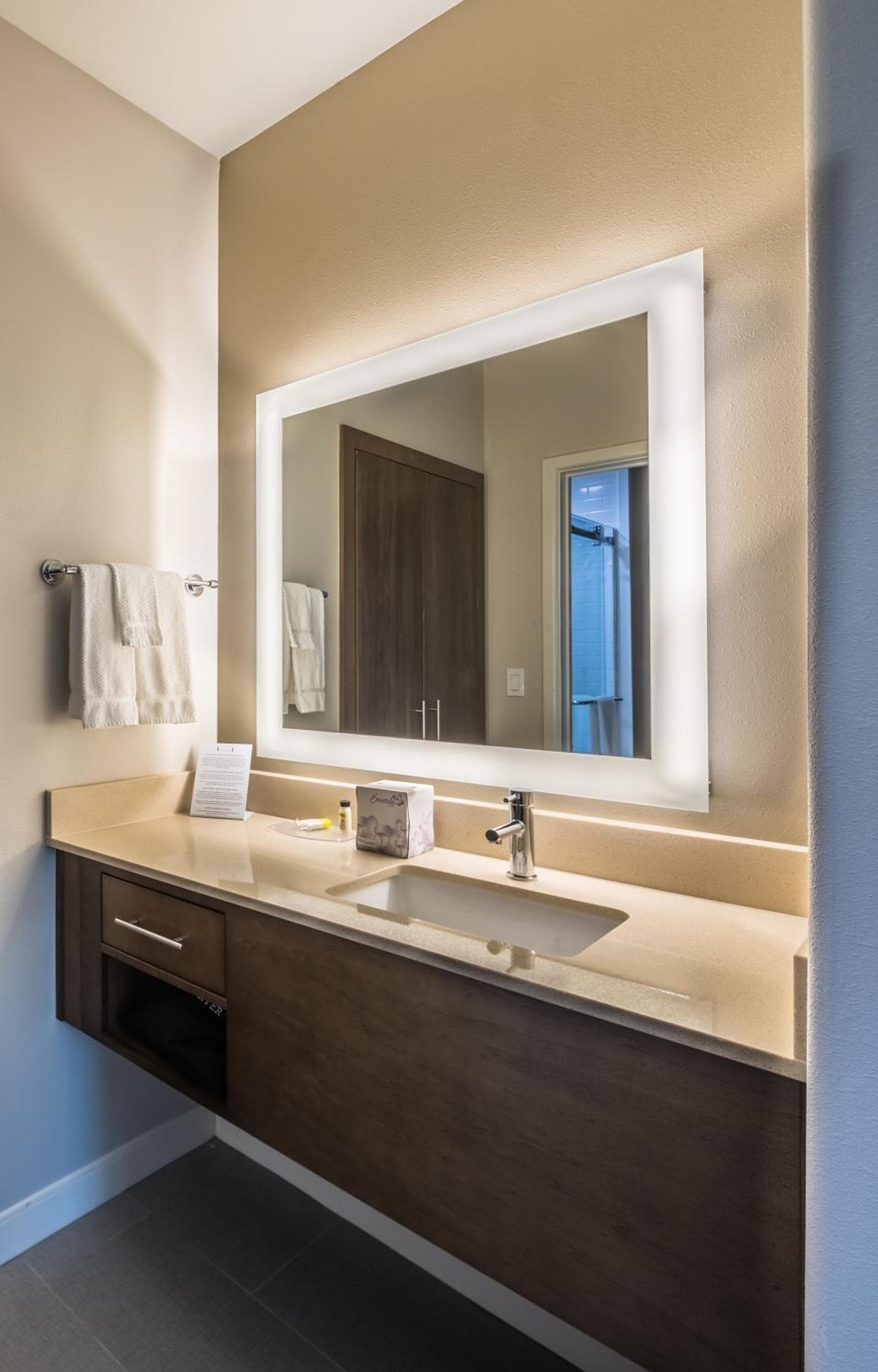 Staybridge Suites - Lake Jackson by IHG, Lake Jackson, photo 2