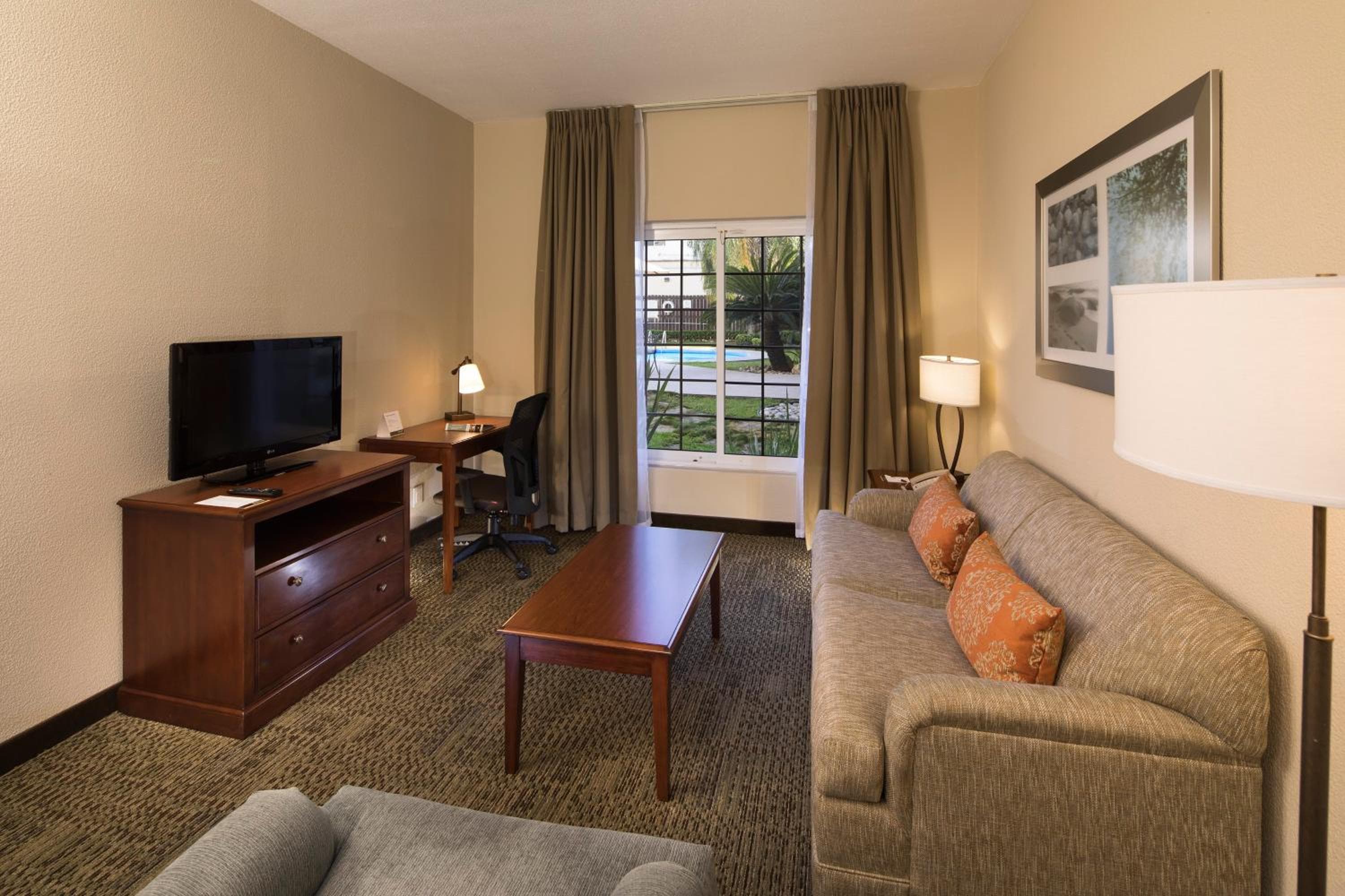 Staybridge Suites Monterrey San Pedro by IHG, Monterrey, photo 2