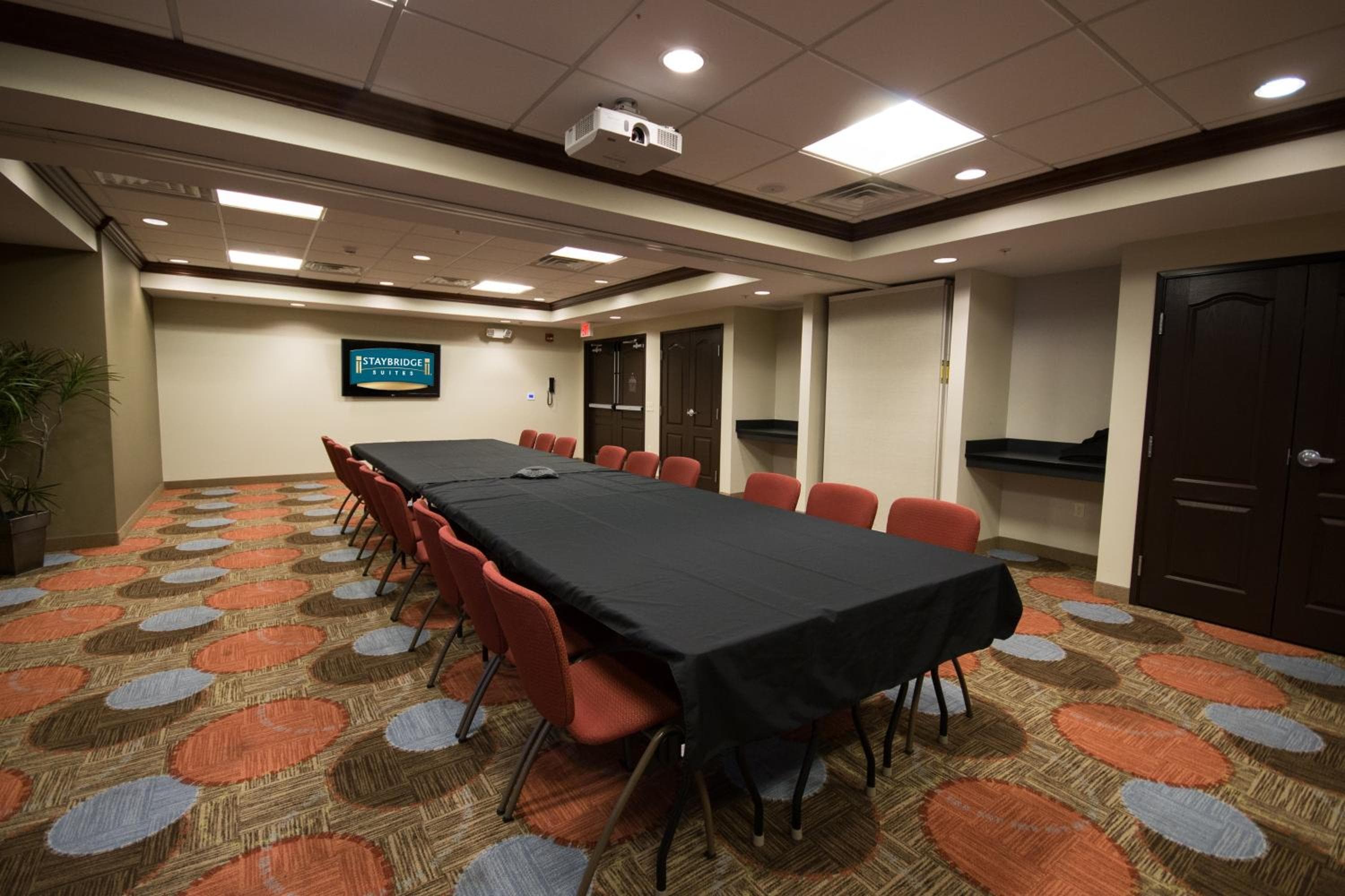 Staybridge Suites Philadelphia- Montgomeryville by IHG, North Wales, photo 4