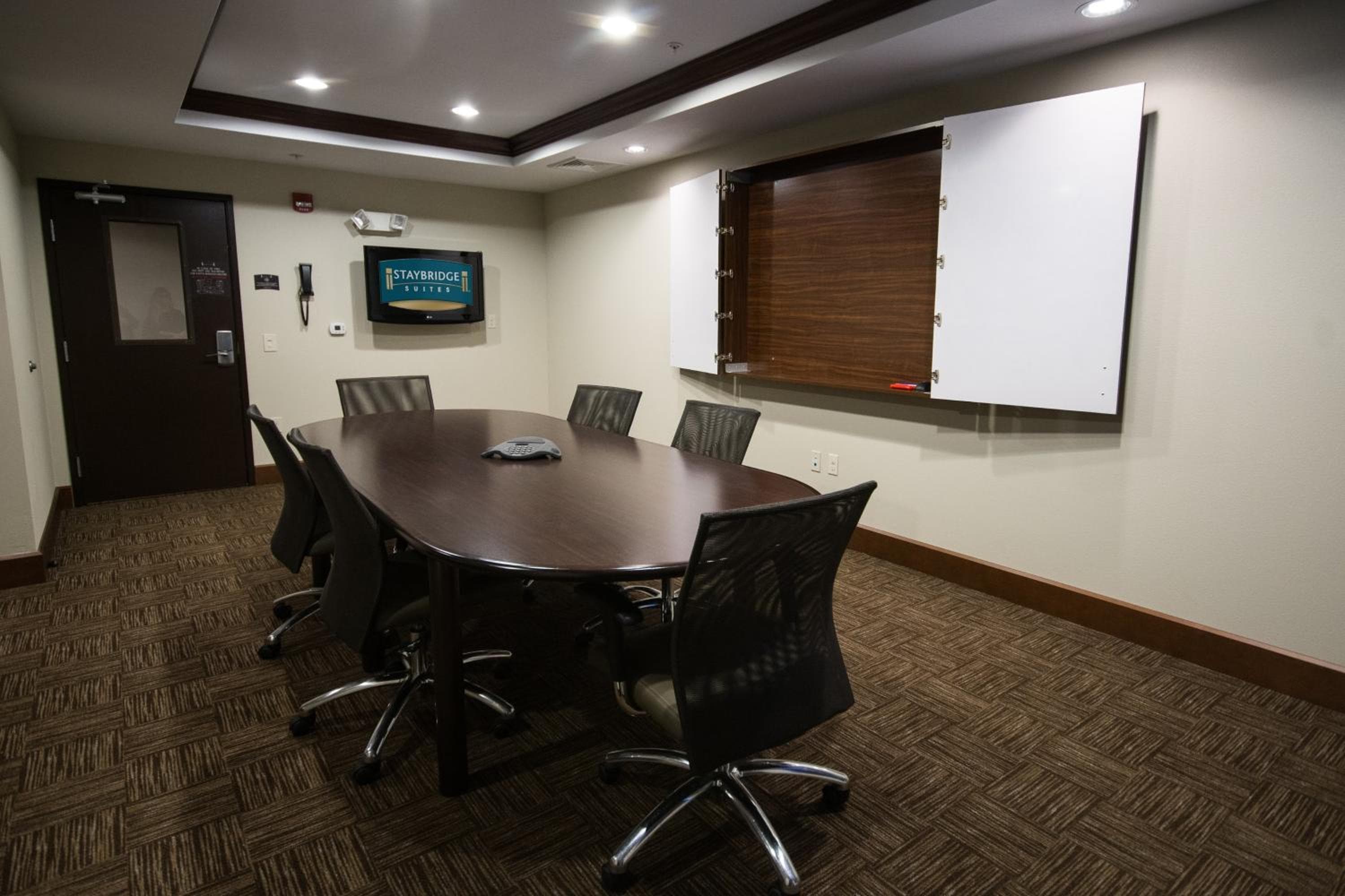 Staybridge Suites Philadelphia- Montgomeryville by IHG, North Wales, photo 5