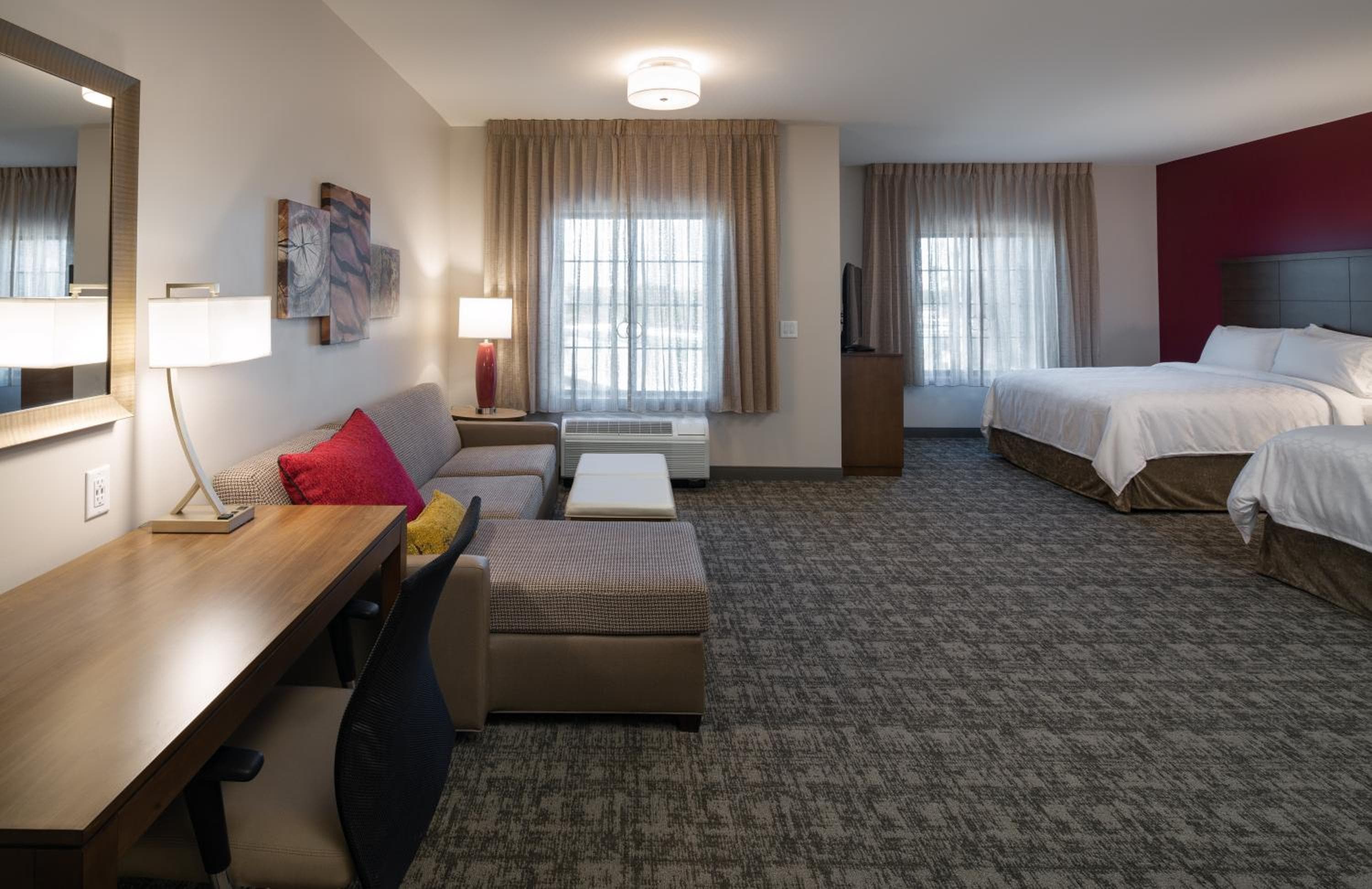 Staybridge Suites - Phoenix – Biltmore Area by IHG, Phoenix, photo 2