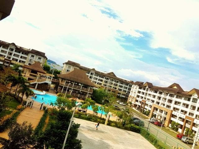 One oasis A2, shortwalk SM MALL Free POOL Kitchen, Davao City