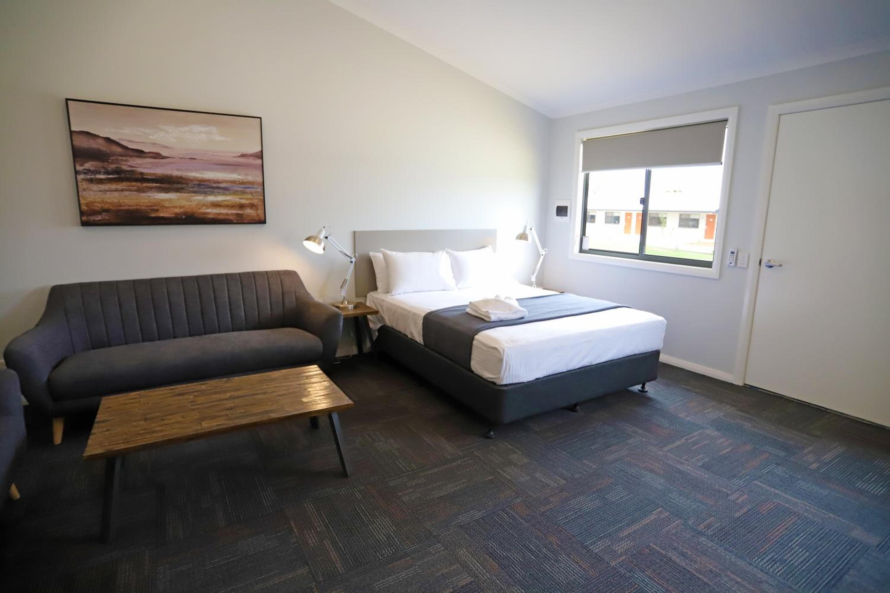 Eastend Studio Apartments, Dubbo, photo 2