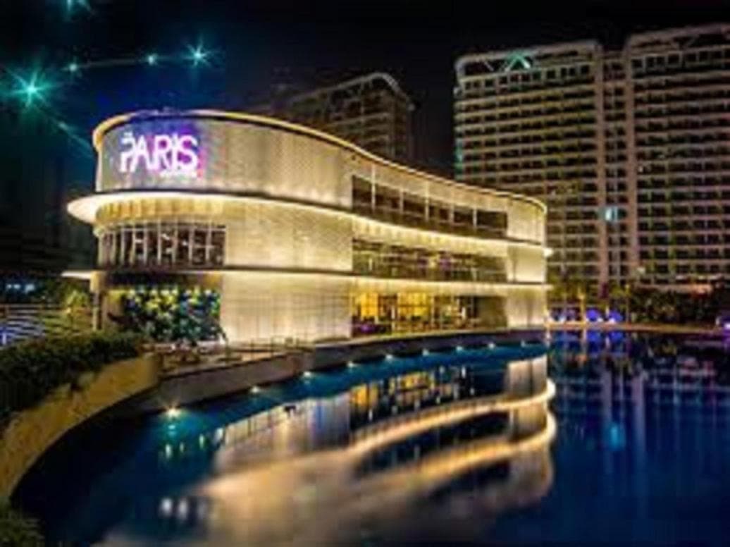 Azure Urban Resort Residence a4 near airport mall with wavepool, Manila