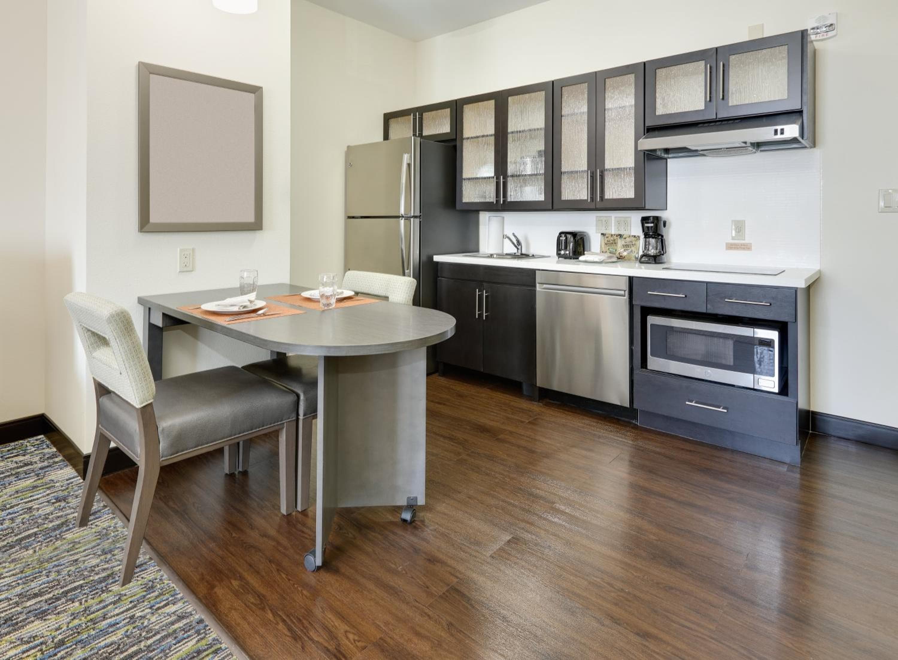 Candlewood Suites Dallas NW - Farmers Branch by IHG, Dallas, photo 3