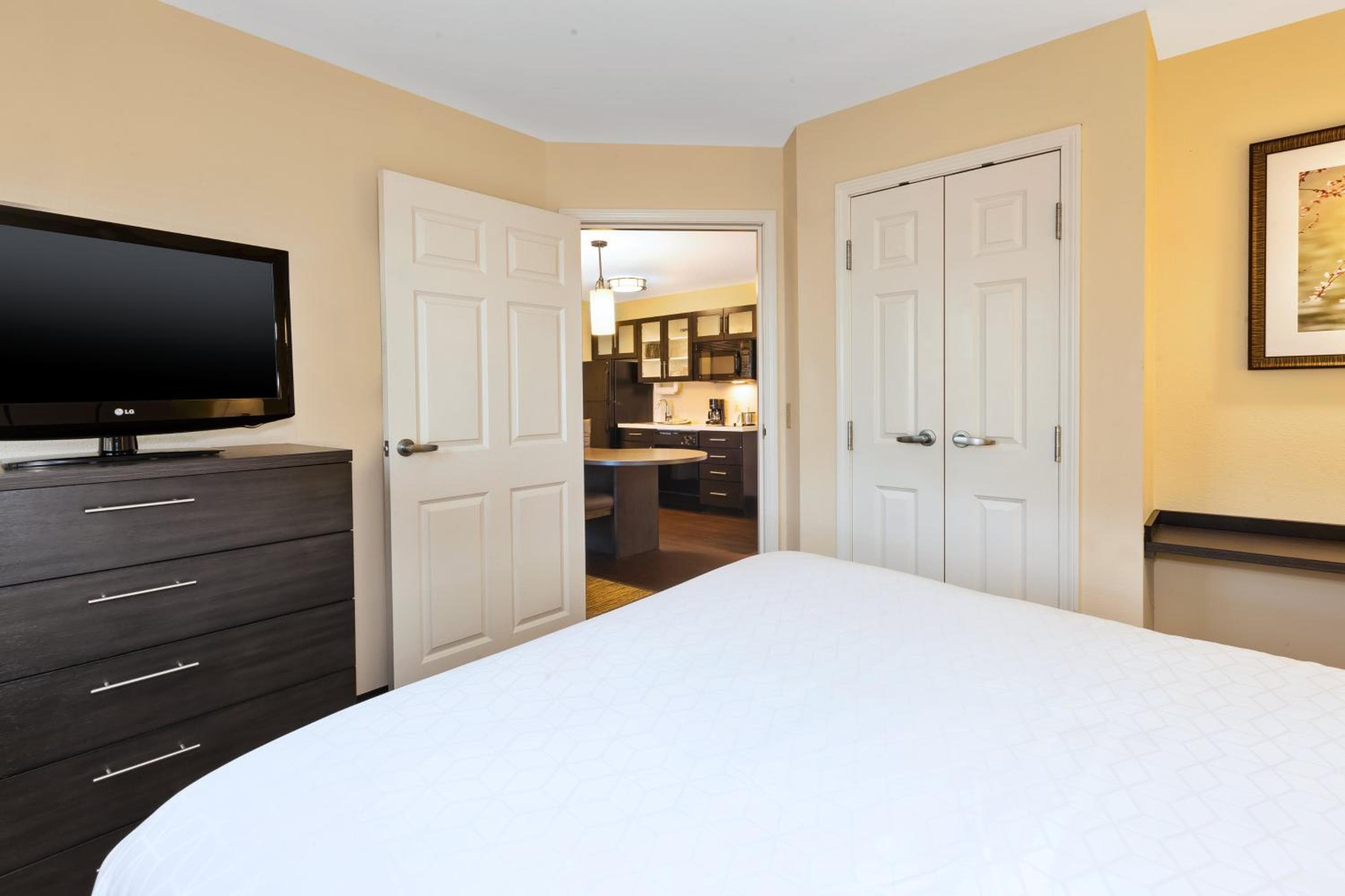 Candlewood Suites Polaris by IHG, Columbus, photo 5