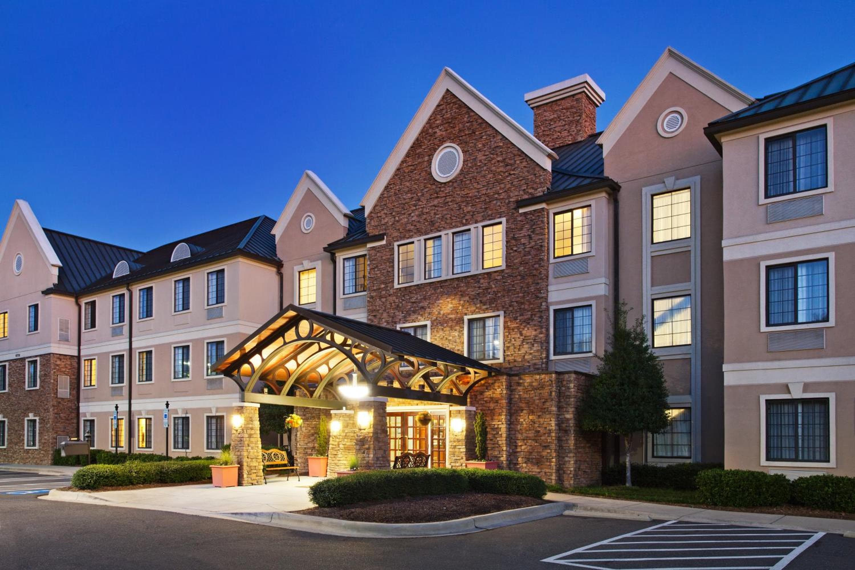 Staybridge Suites - Charlotte Ballantyne by IHG, Charlotte, photo 2