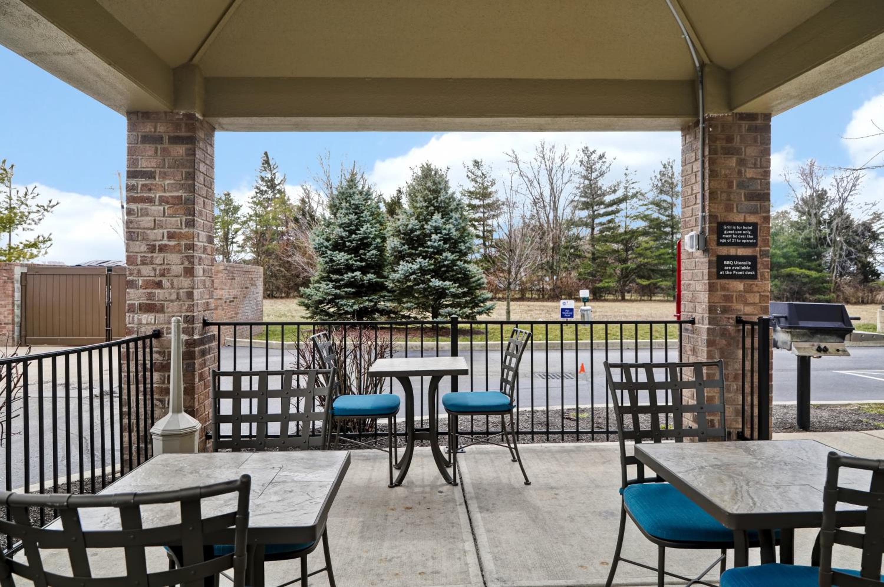 Candlewood Suites Indianapolis - South by IHG, Greenwood, photo 2