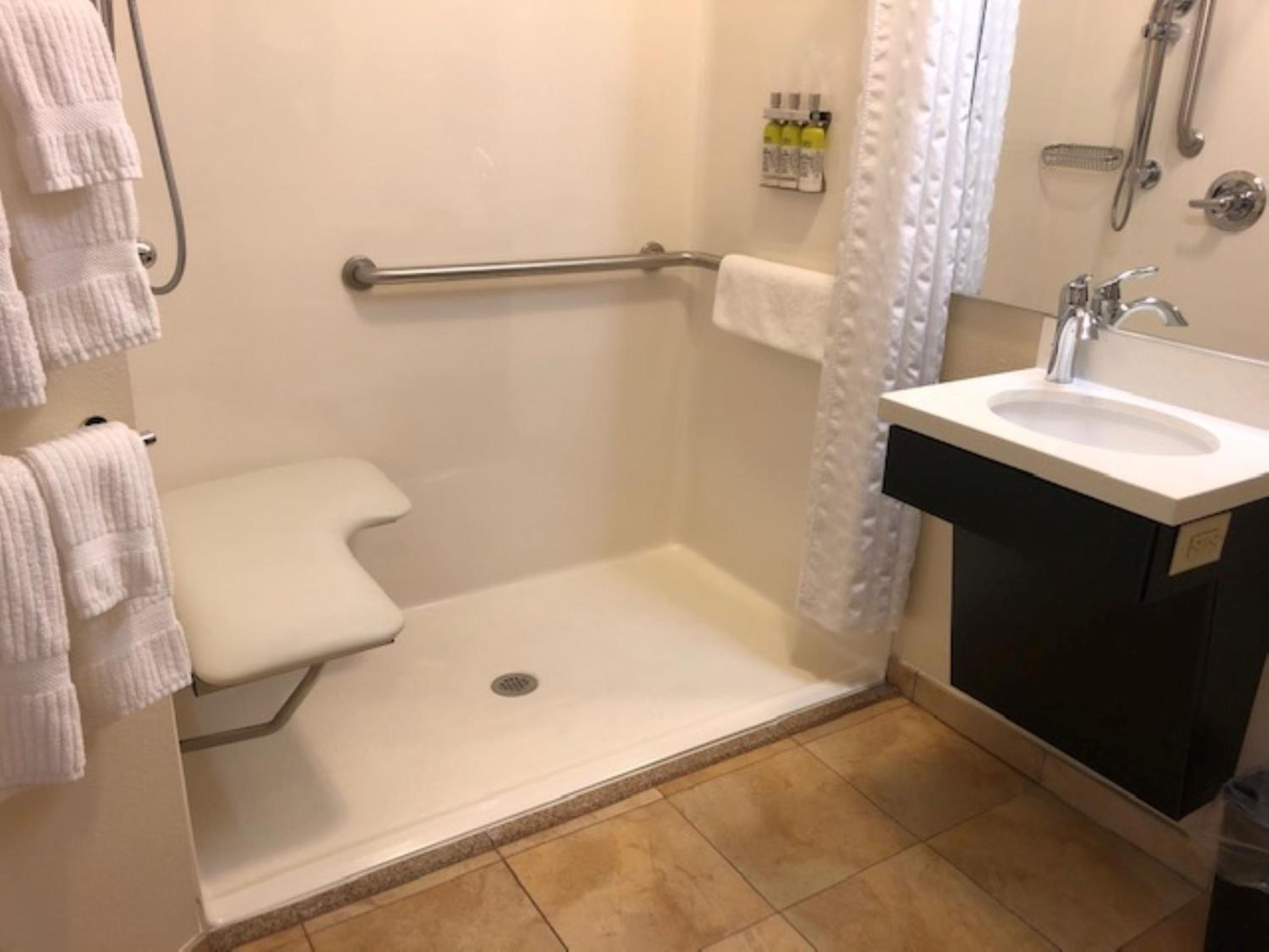 Candlewood Suites Fort Wayne - NW by IHG, Fort Wayne, photo 5