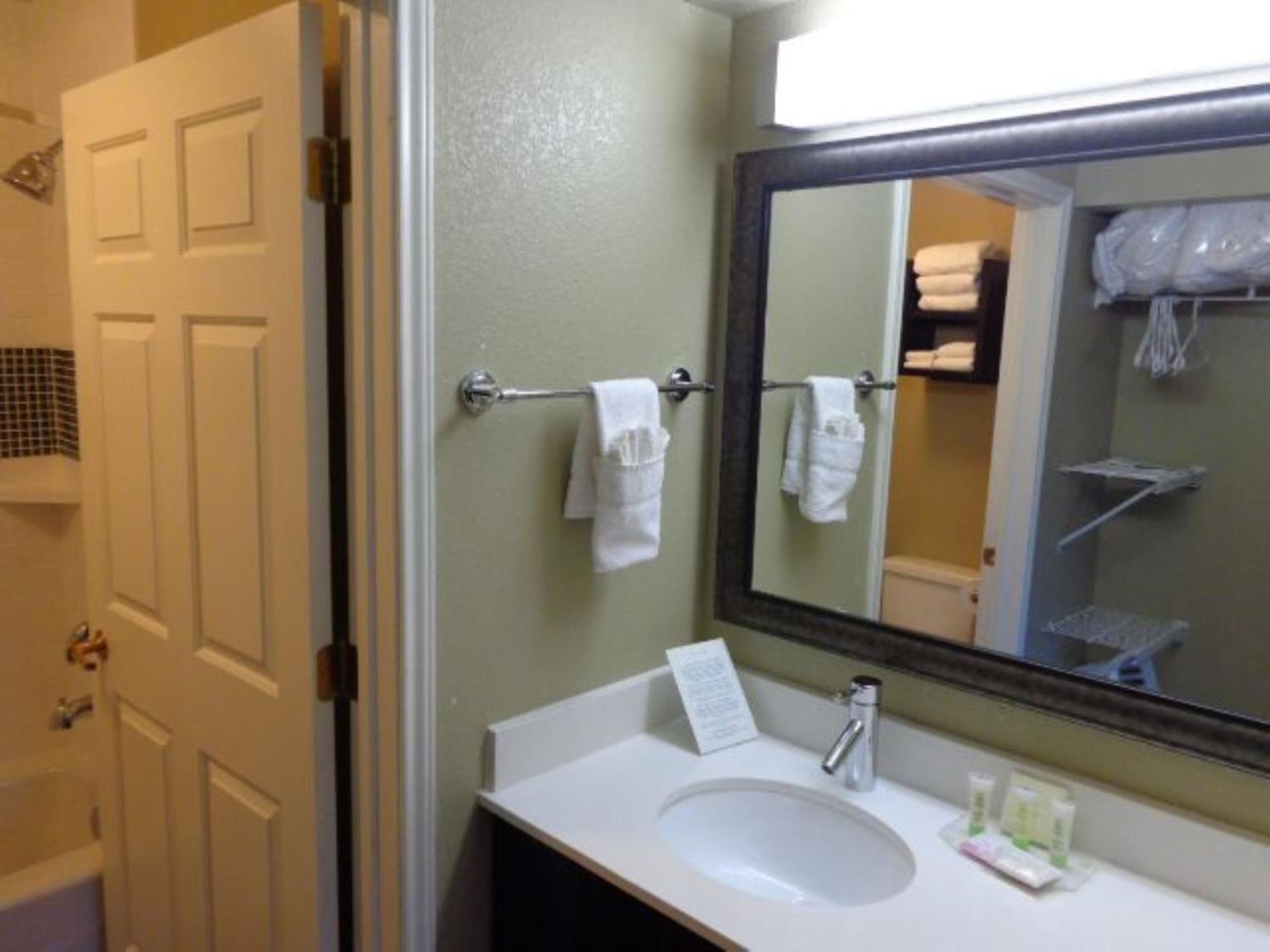 Staybridge Suites Colorado Springs North by IHG, Colorado Springs, photo 4