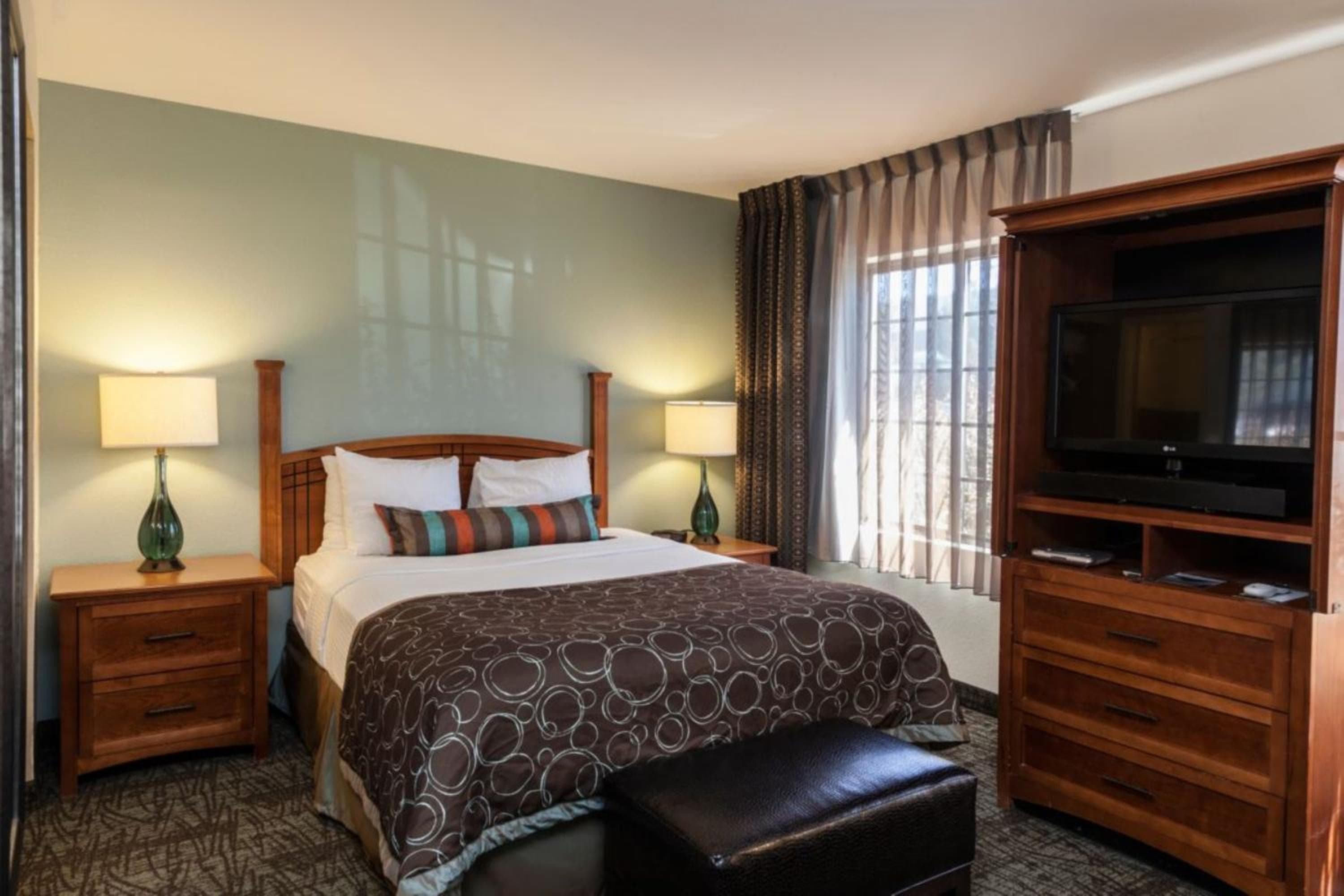 Staybridge Suites Colorado Springs North by IHG, Colorado Springs, photo 6