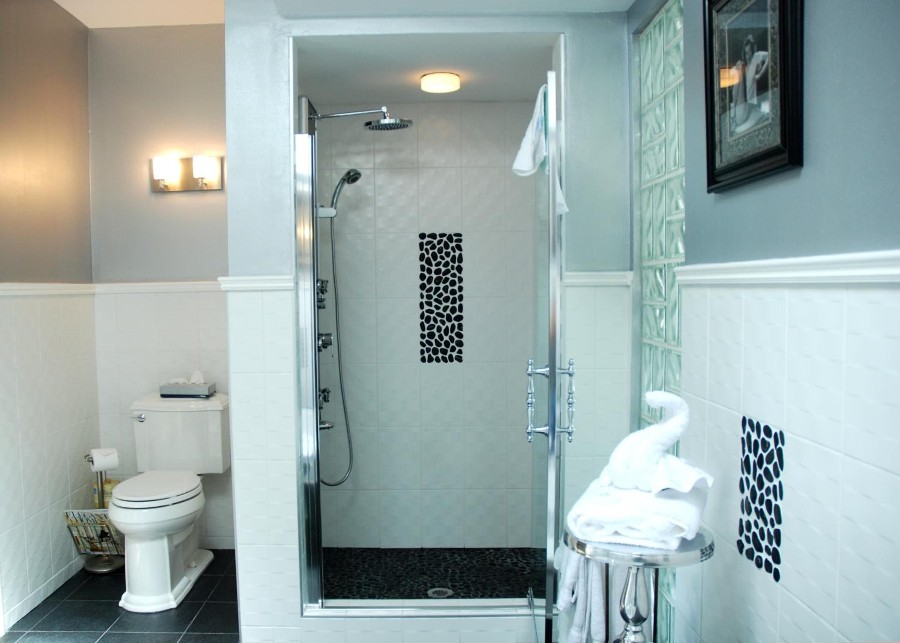Rosellen Suites at Stanley Park, Vancouver, photo 5