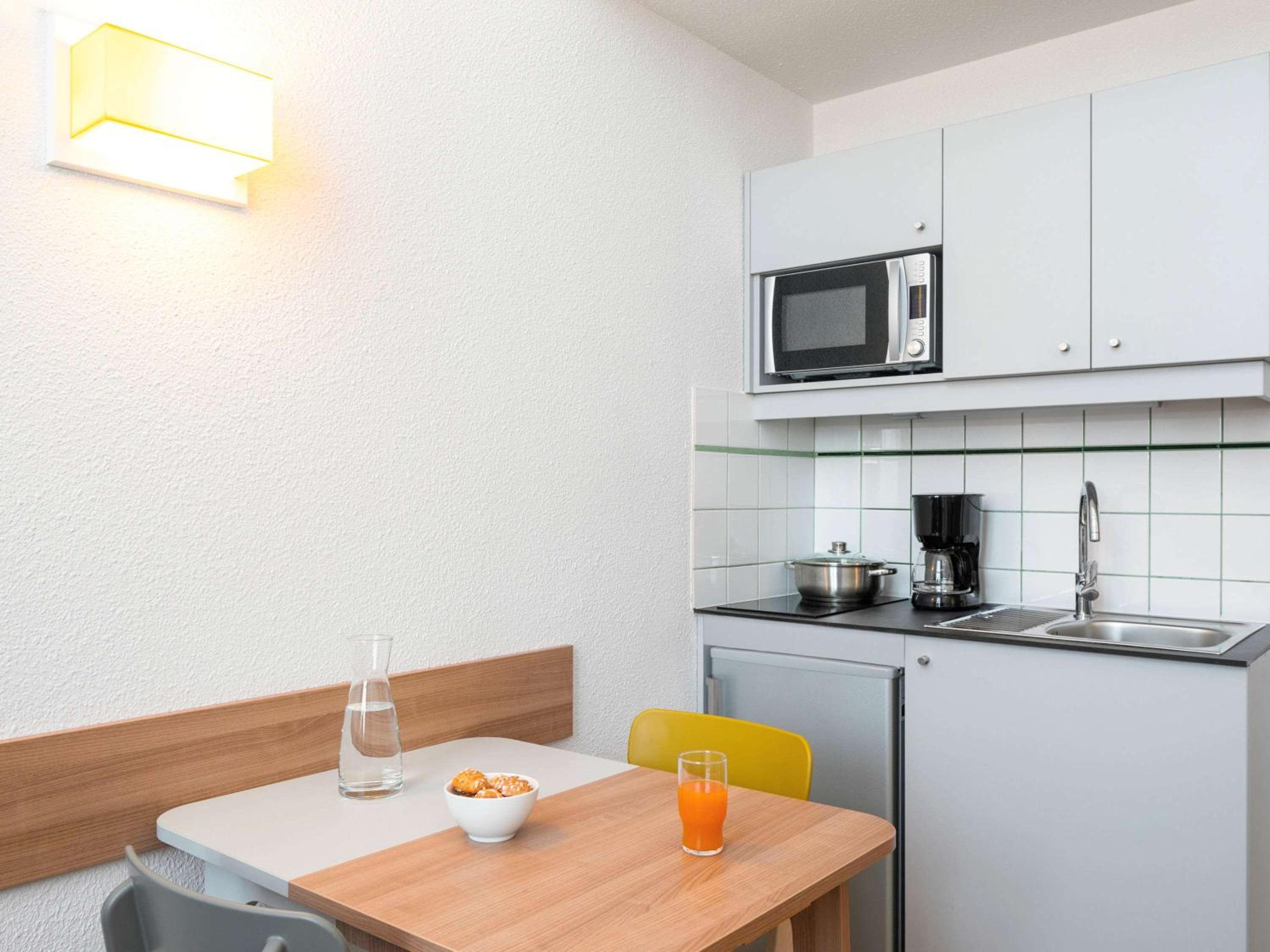Aparthotel Adagio Access La Défense - Place Charras, Courbevoie, photo 2