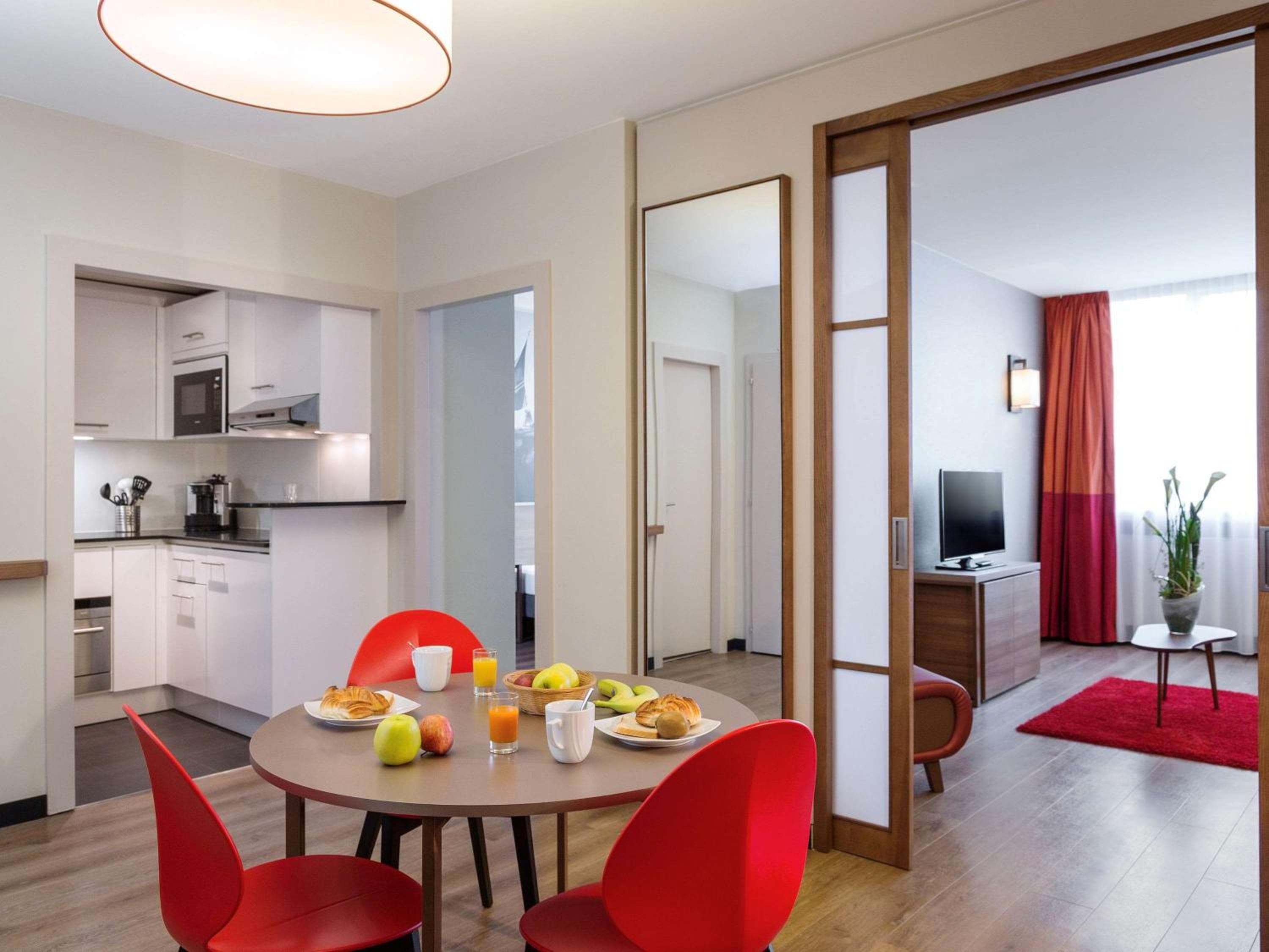Aparthotel Adagio Genève Mont-Blanc, Geneva, photo 3