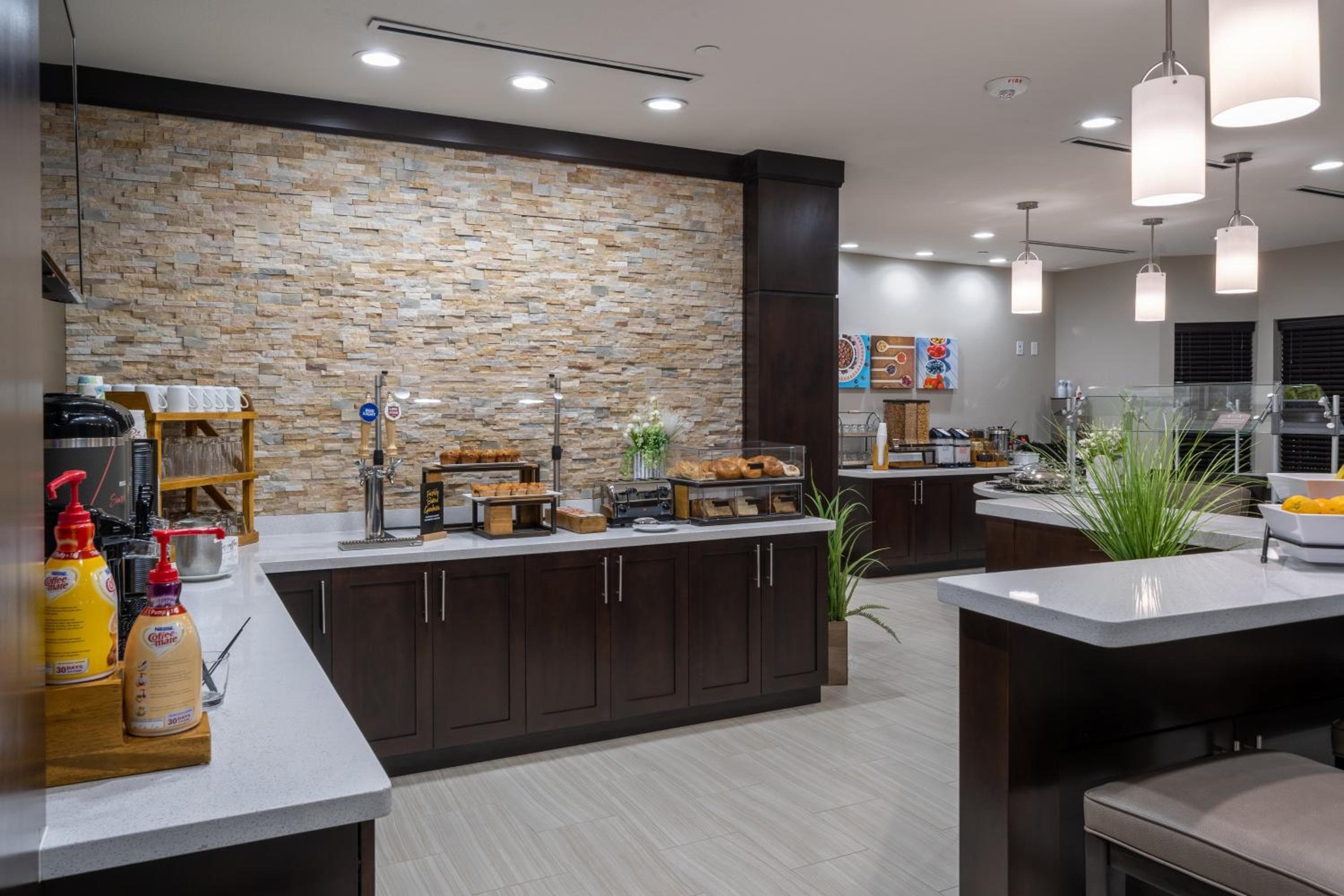 Staybridge Suites Houston East - Baytown by IHG, Baytown, photo 3