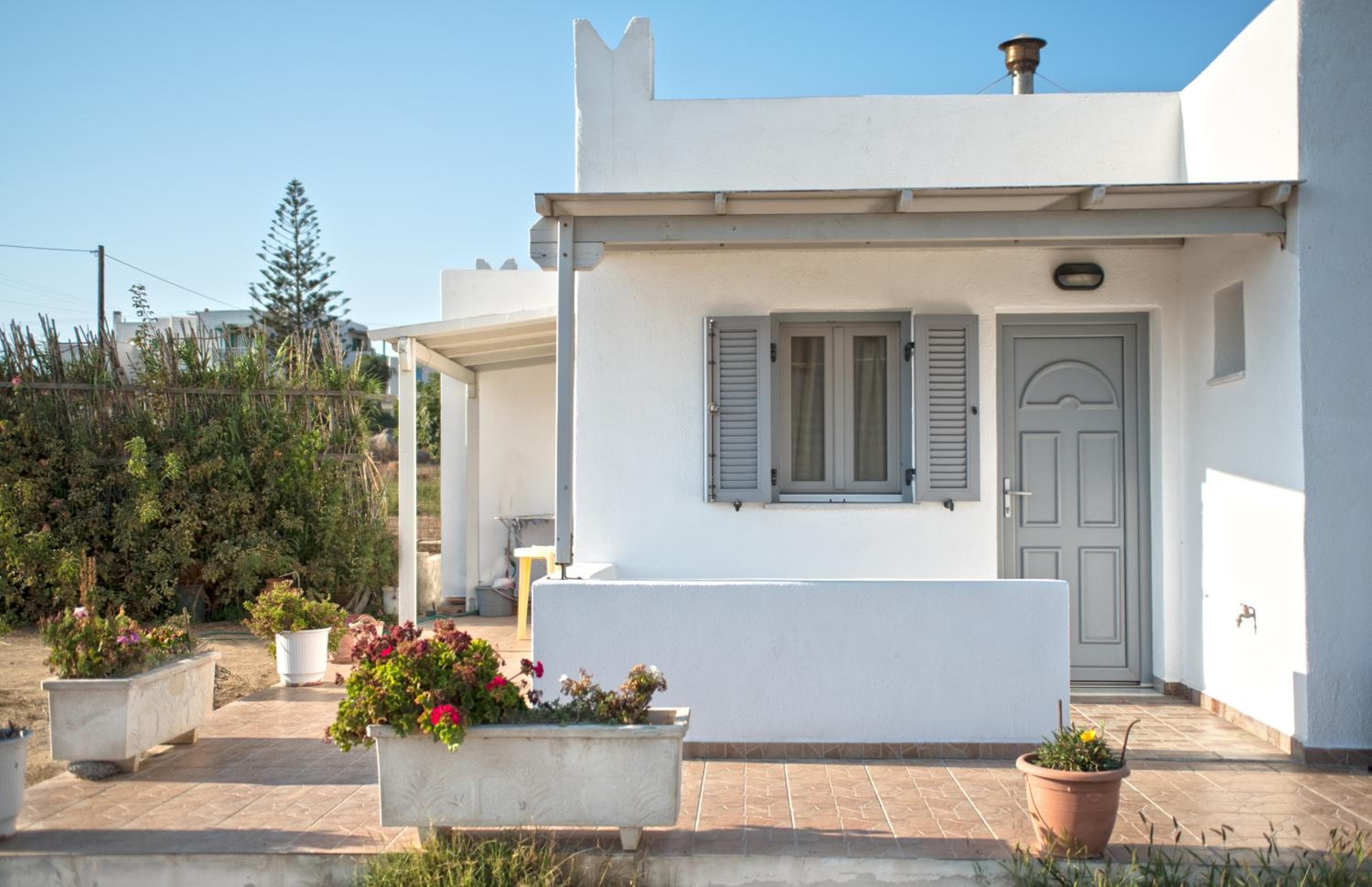Molos Studios, Naxos Chora