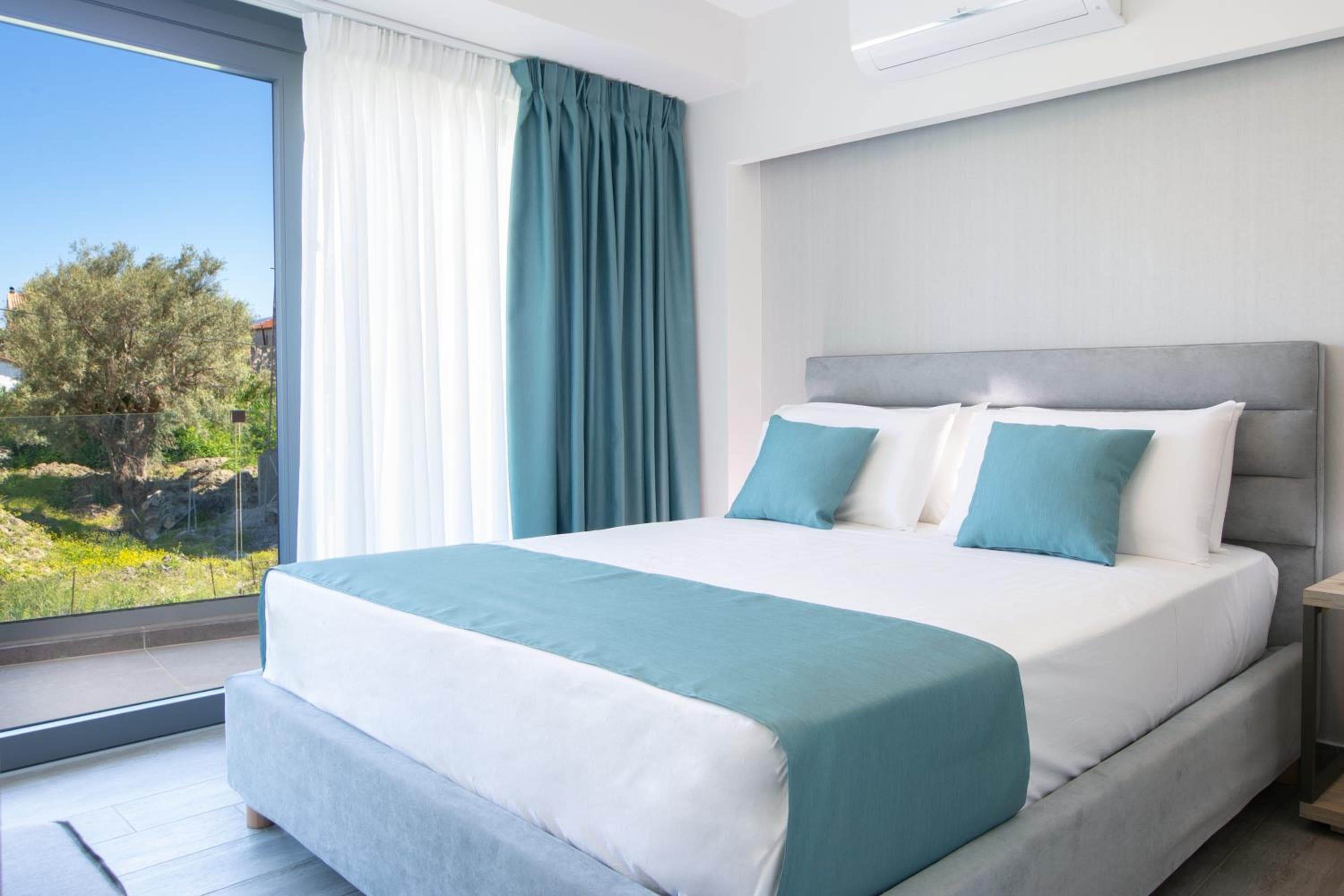 KN Ionian Suites, Nikiana, photo 5