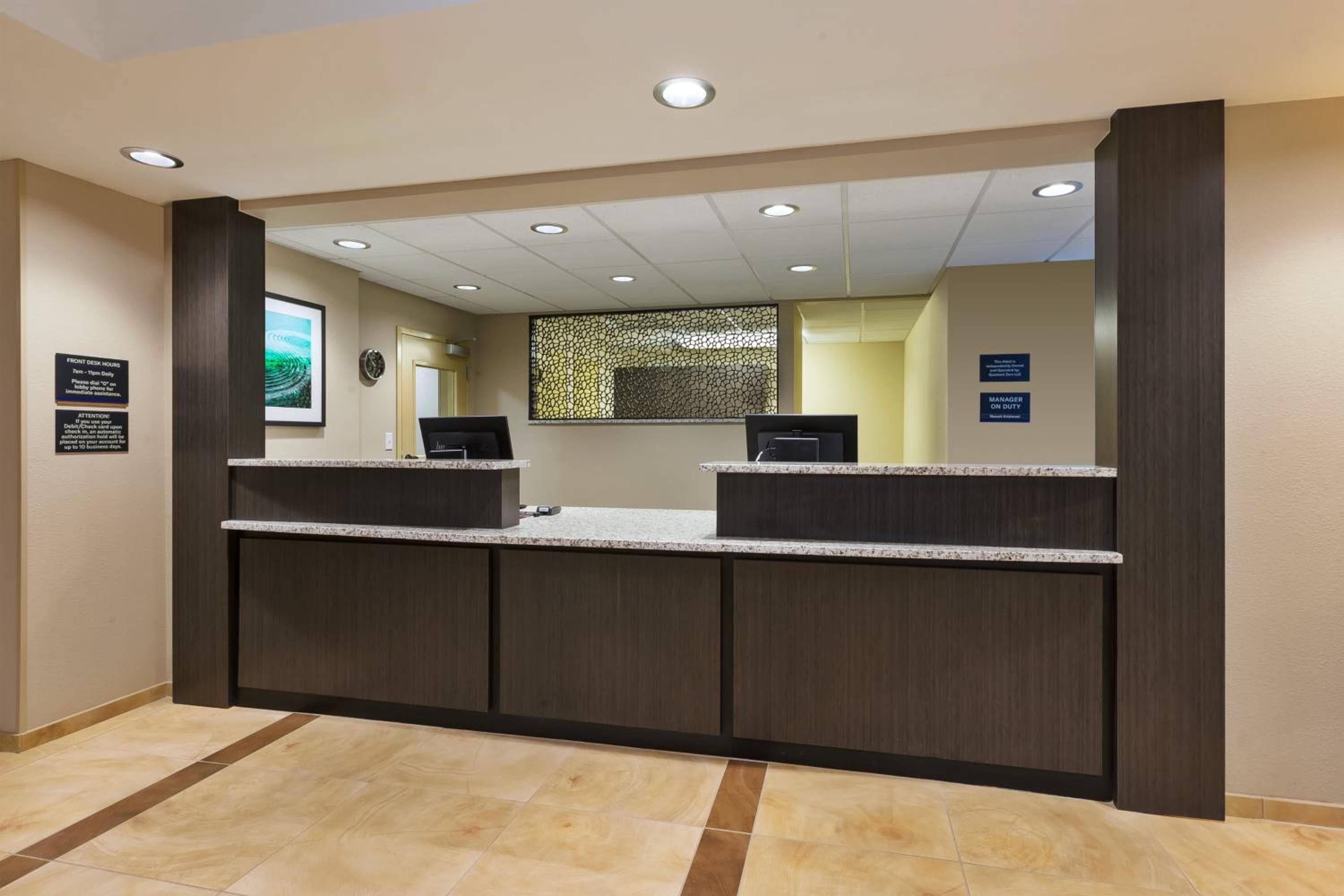 Candlewood Suites Louisville - NE Downtown Area by IHG, Louisville, photo 2