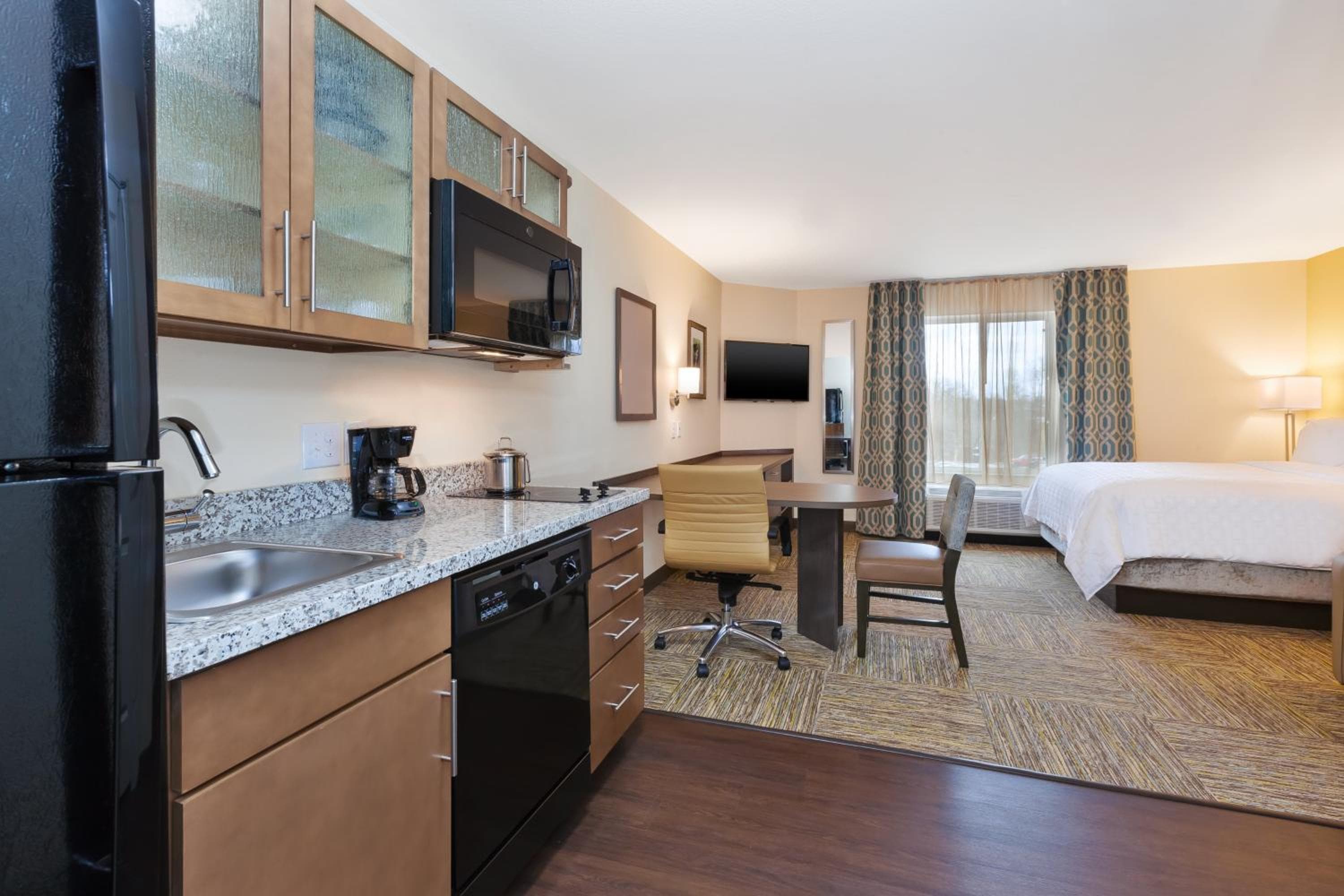 Candlewood Suites Louisville - NE Downtown Area by IHG, Louisville, photo 6