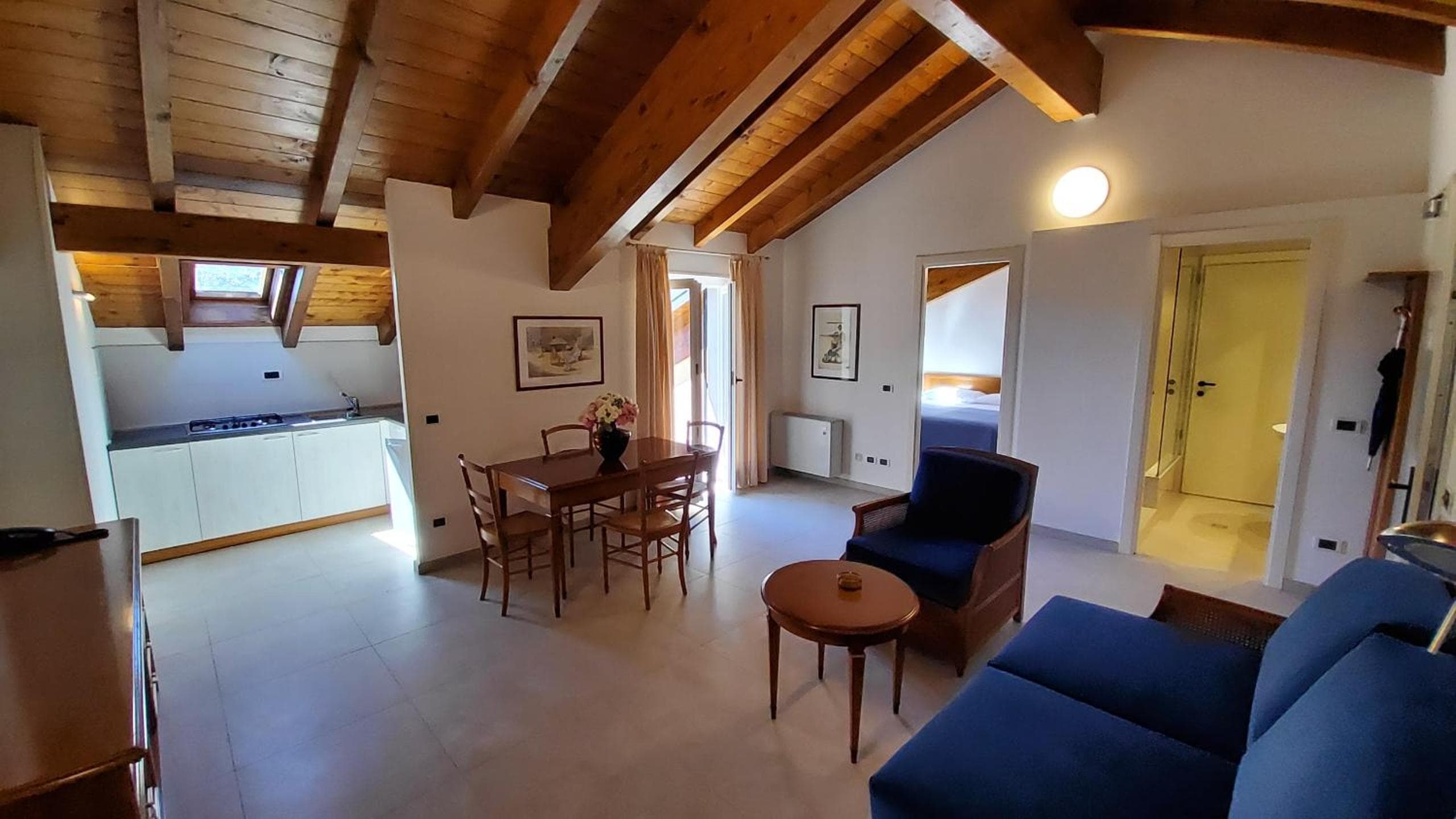 Residence L'Ulivo - Apartments in the city Center, with Fitness, Squash & Private Parking, Bellagio, photo 4