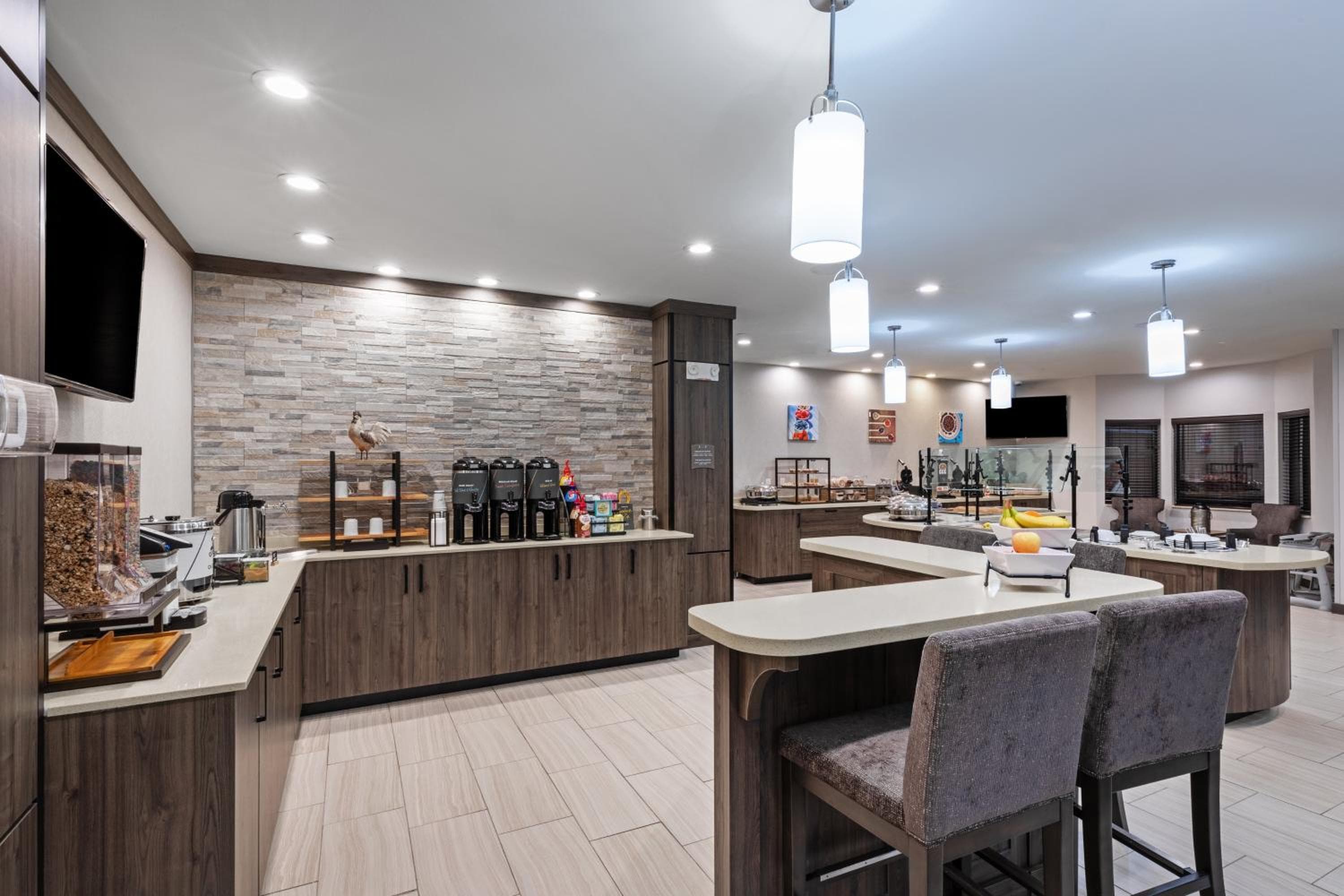 Staybridge Suites - Houston IAH Airport East by IHG, Humble, photo 3