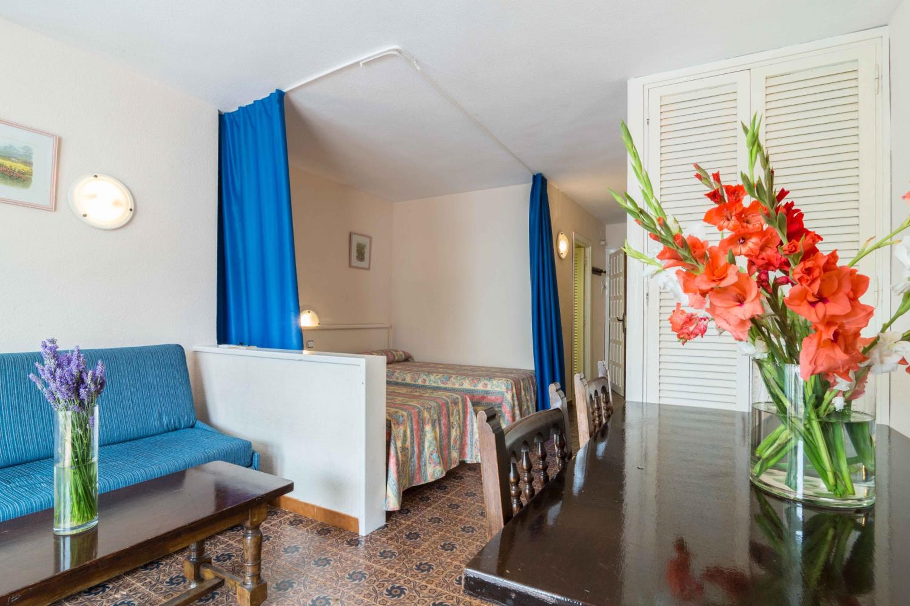 Apartamentos Complejo Eurhostal, Alcossebre, photo 2