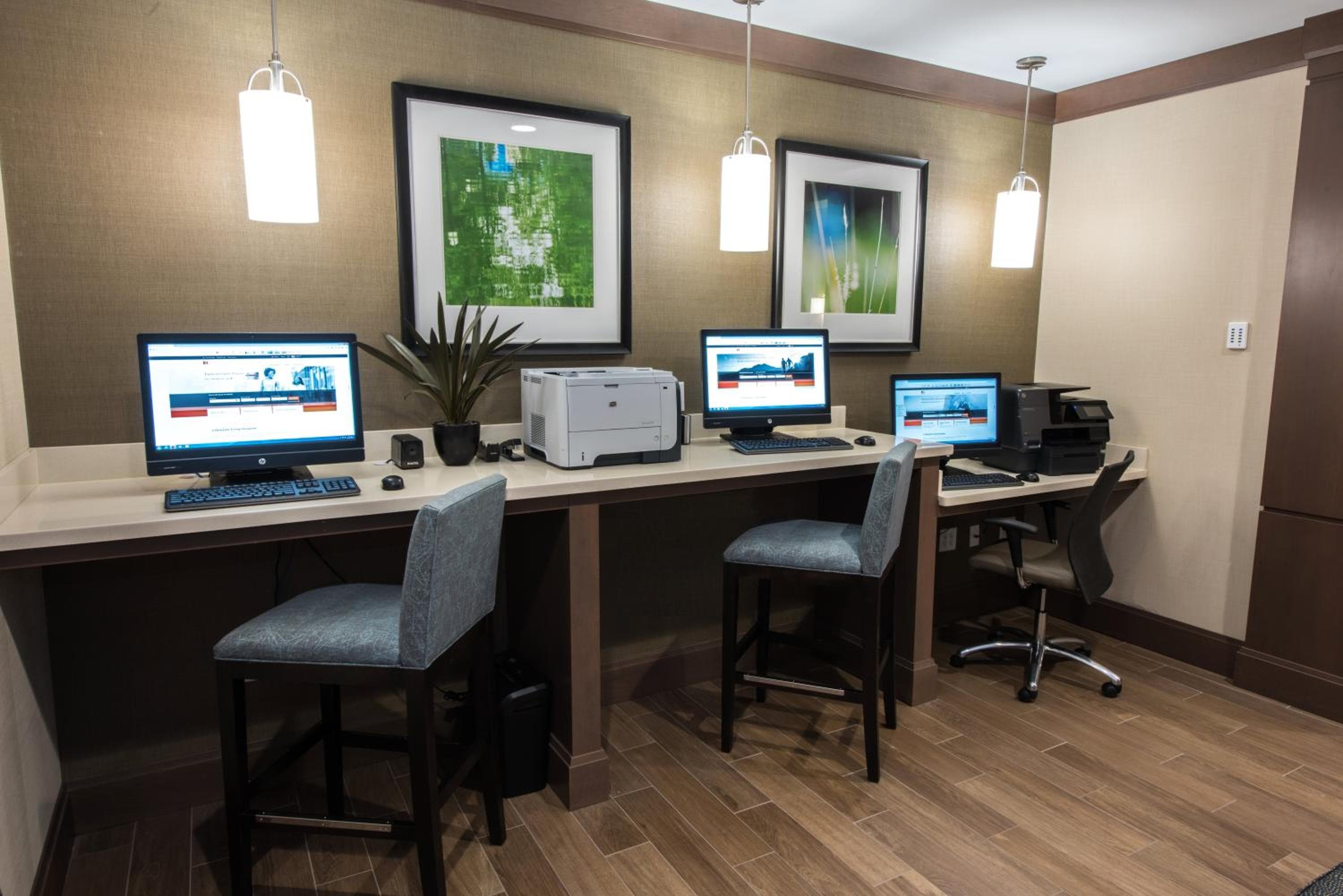 Staybridge Suites Albany Wolf Rd-Colonie Center by IHG, Albany, photo 6