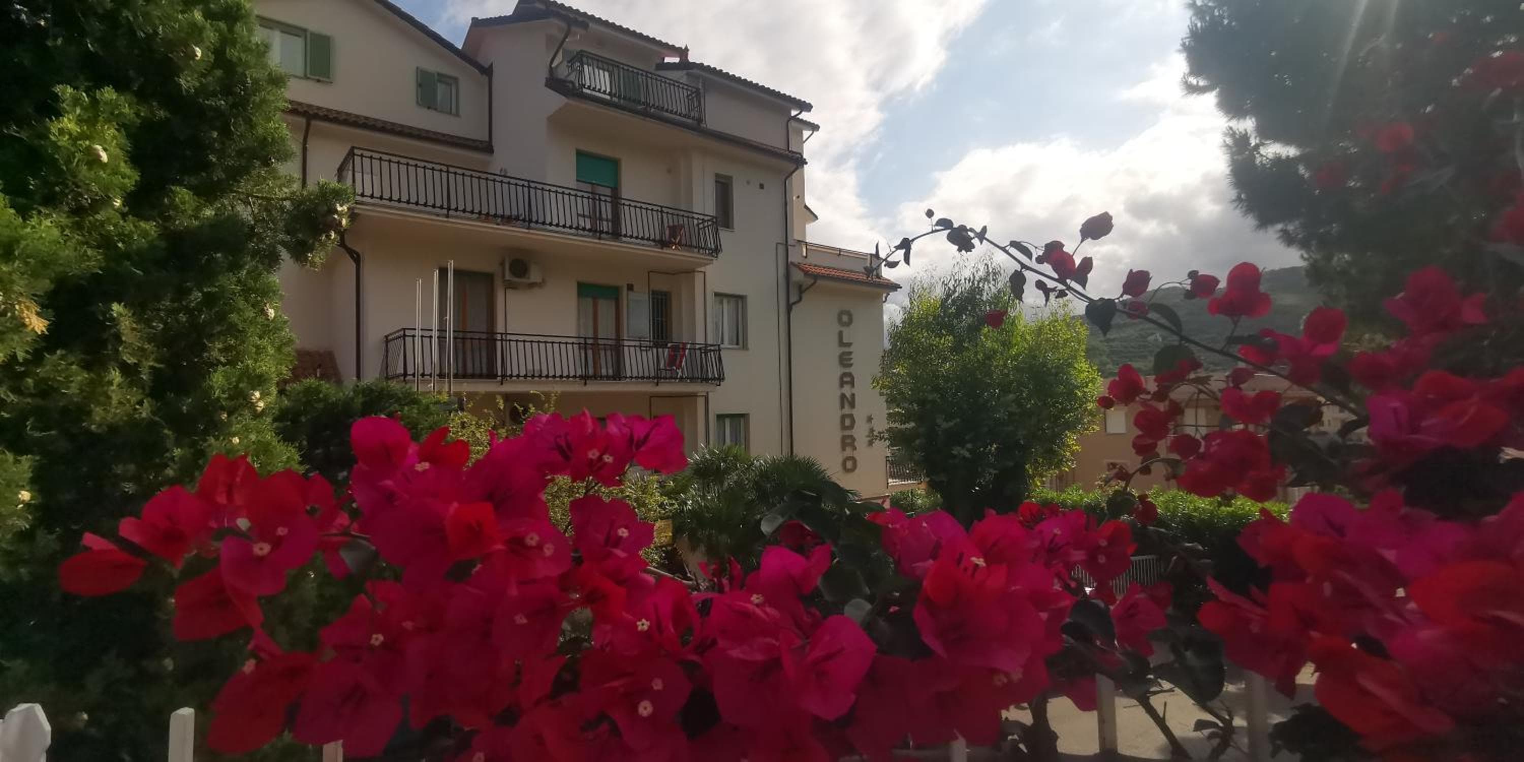 Residence Oleandro, Pietra Ligure