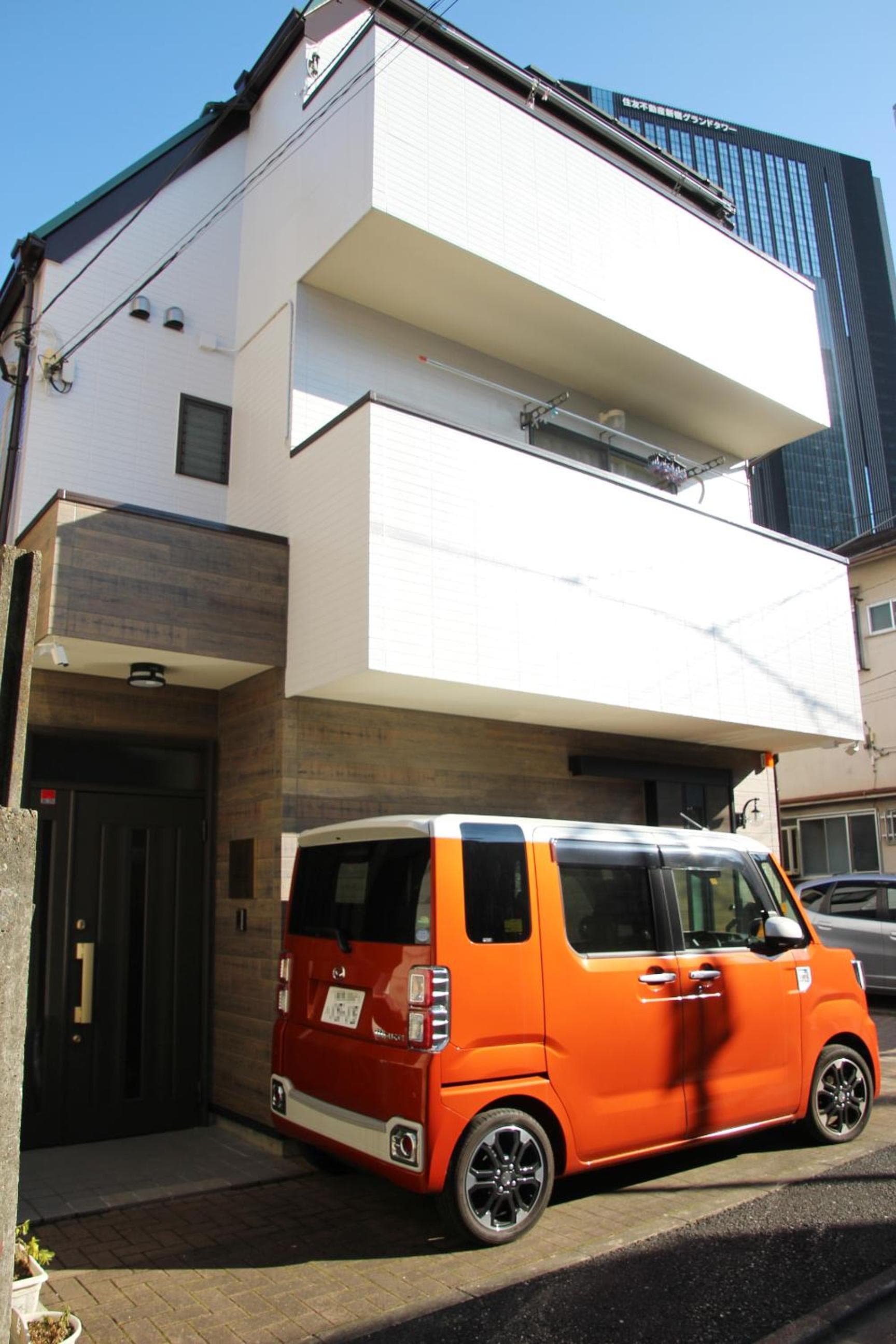 HAMA HILLS Shinjuku, Tokyo