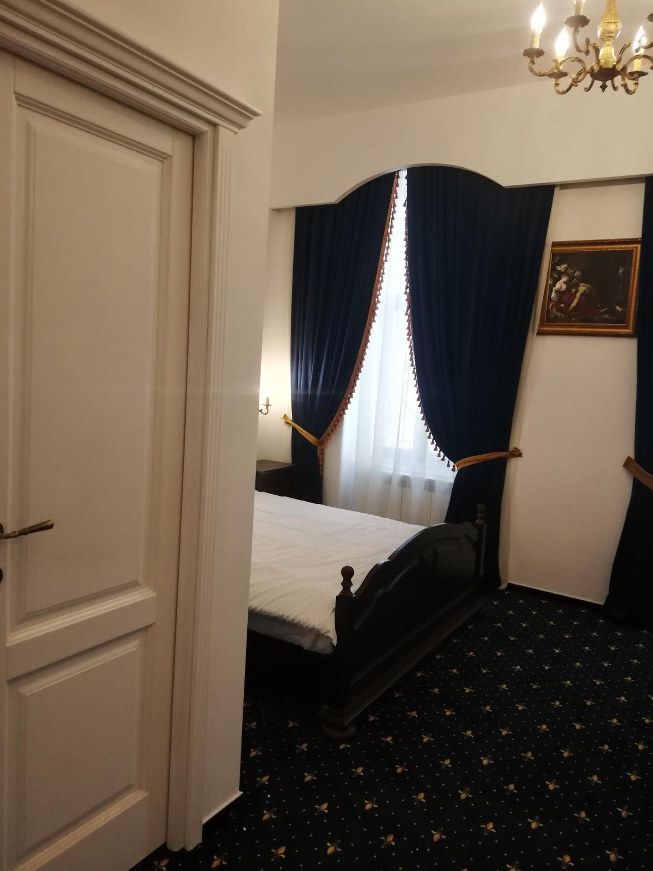 Weiss Little Palace, Braşov, photo 4