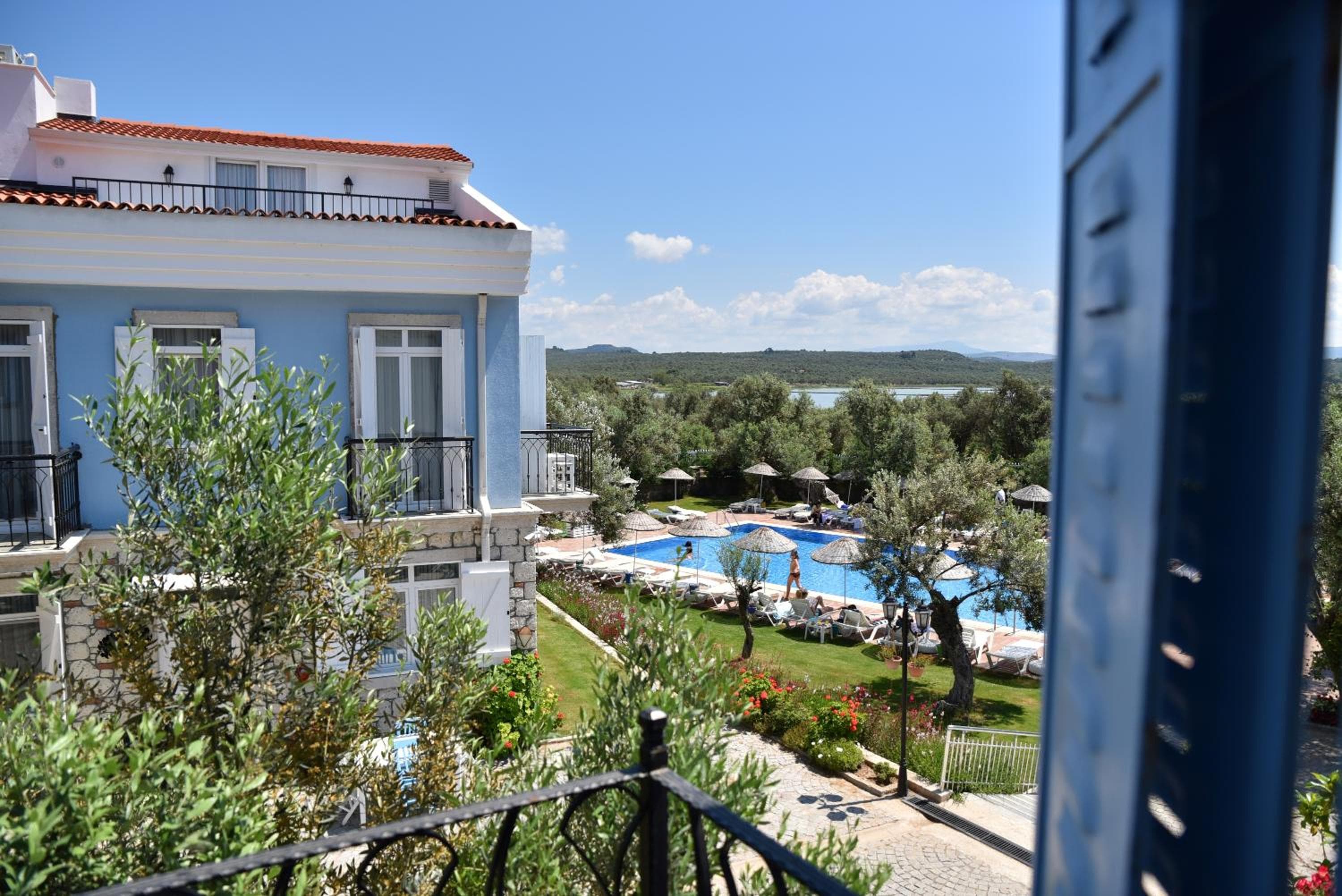 Zeytin Arası Apart Otel, Ayvalık